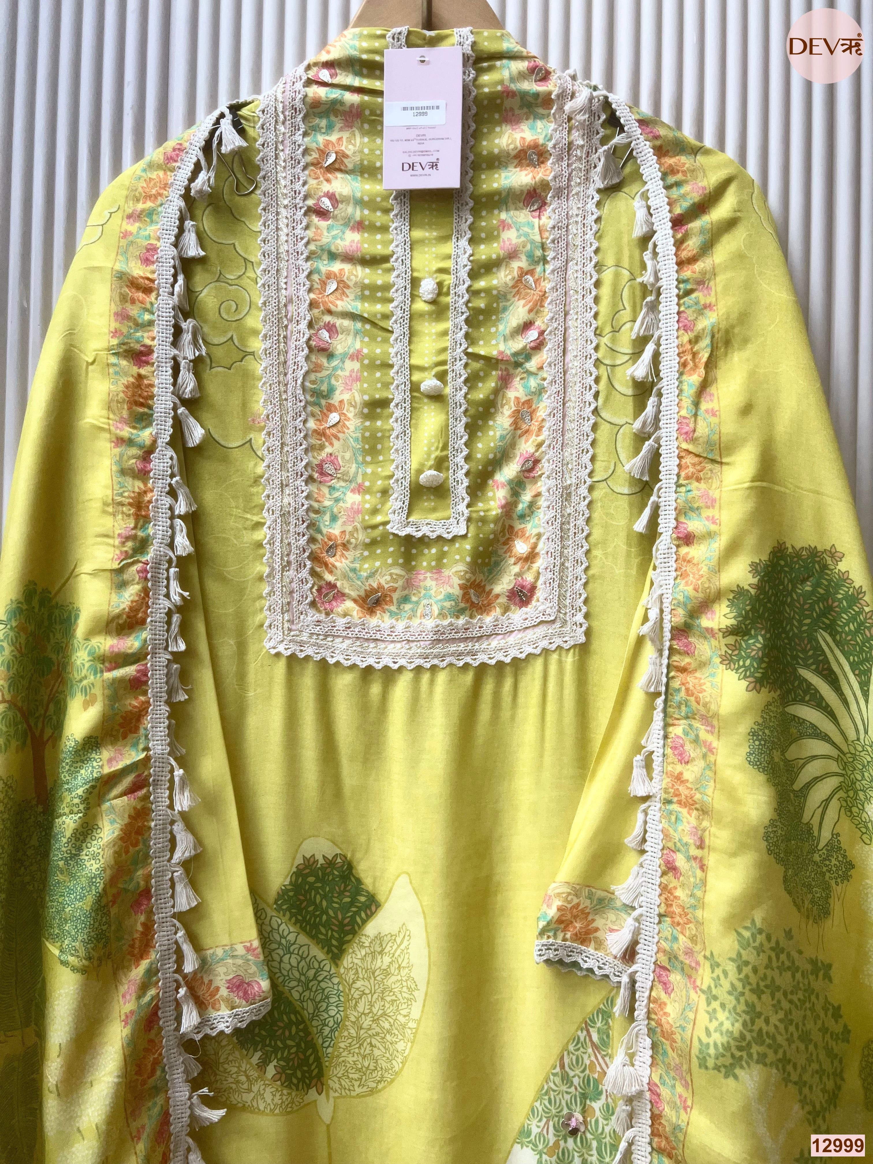 Yellow Muslin Printed Unstitched 3-Piece Suit (Devri – D.No 12999)