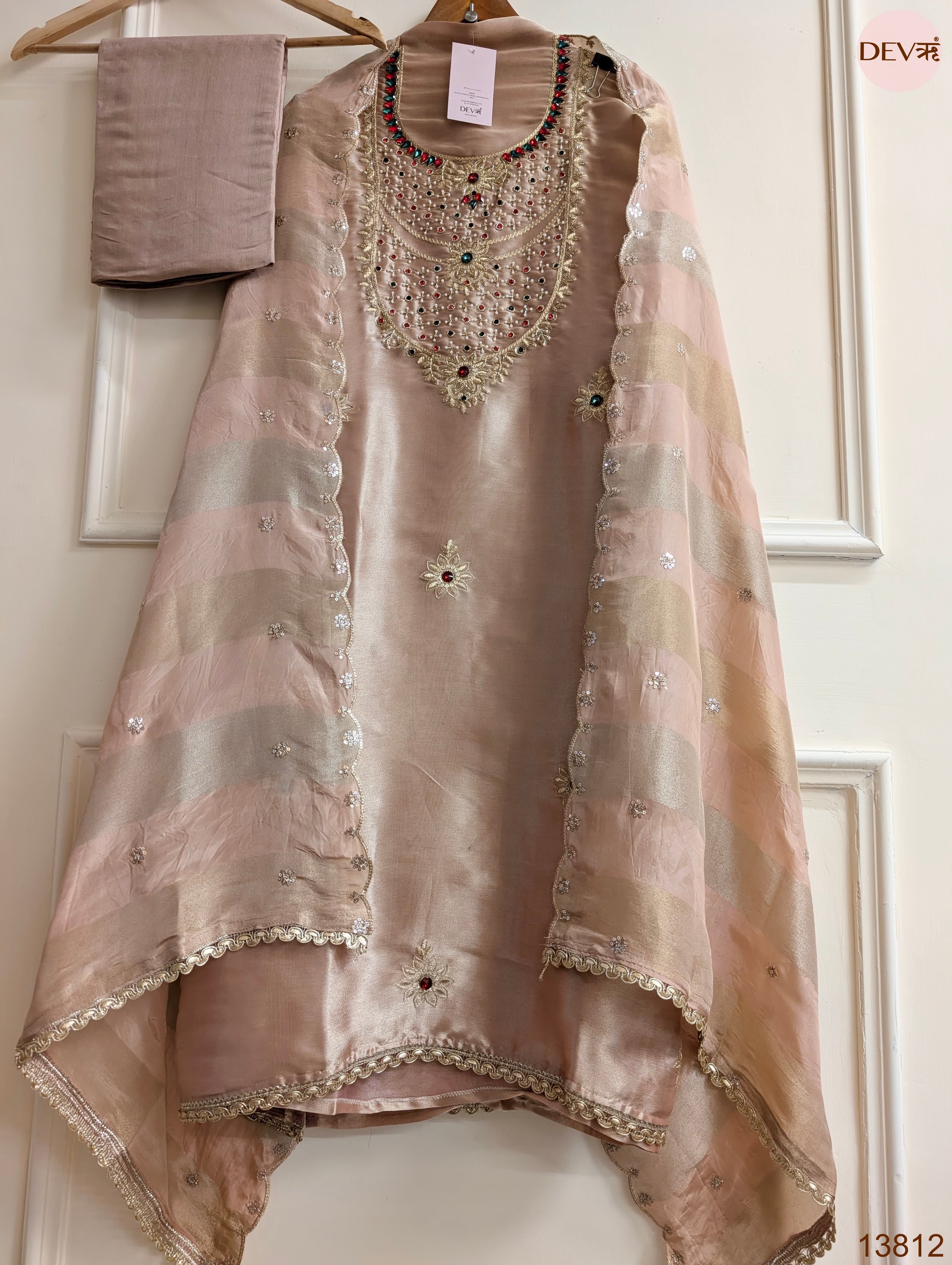 Pink Pure Tissue Giraffe Silk Hand Unstitched 3-Piece Suit (Devri – D.No 13812)