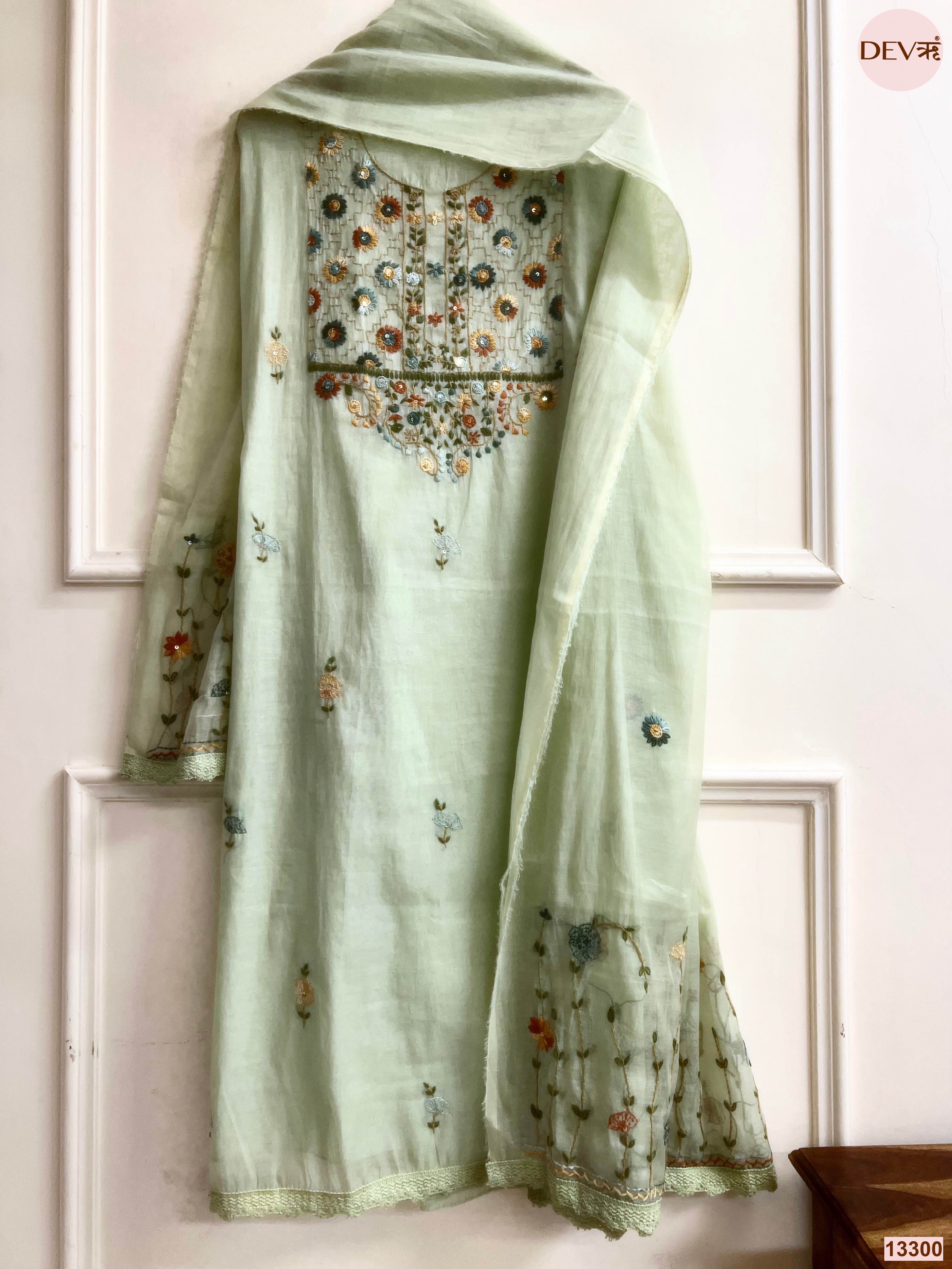 Mint Mul Chanderi Embroidered Unstitched 3-Piece Suit (Devri – D.No 13300)