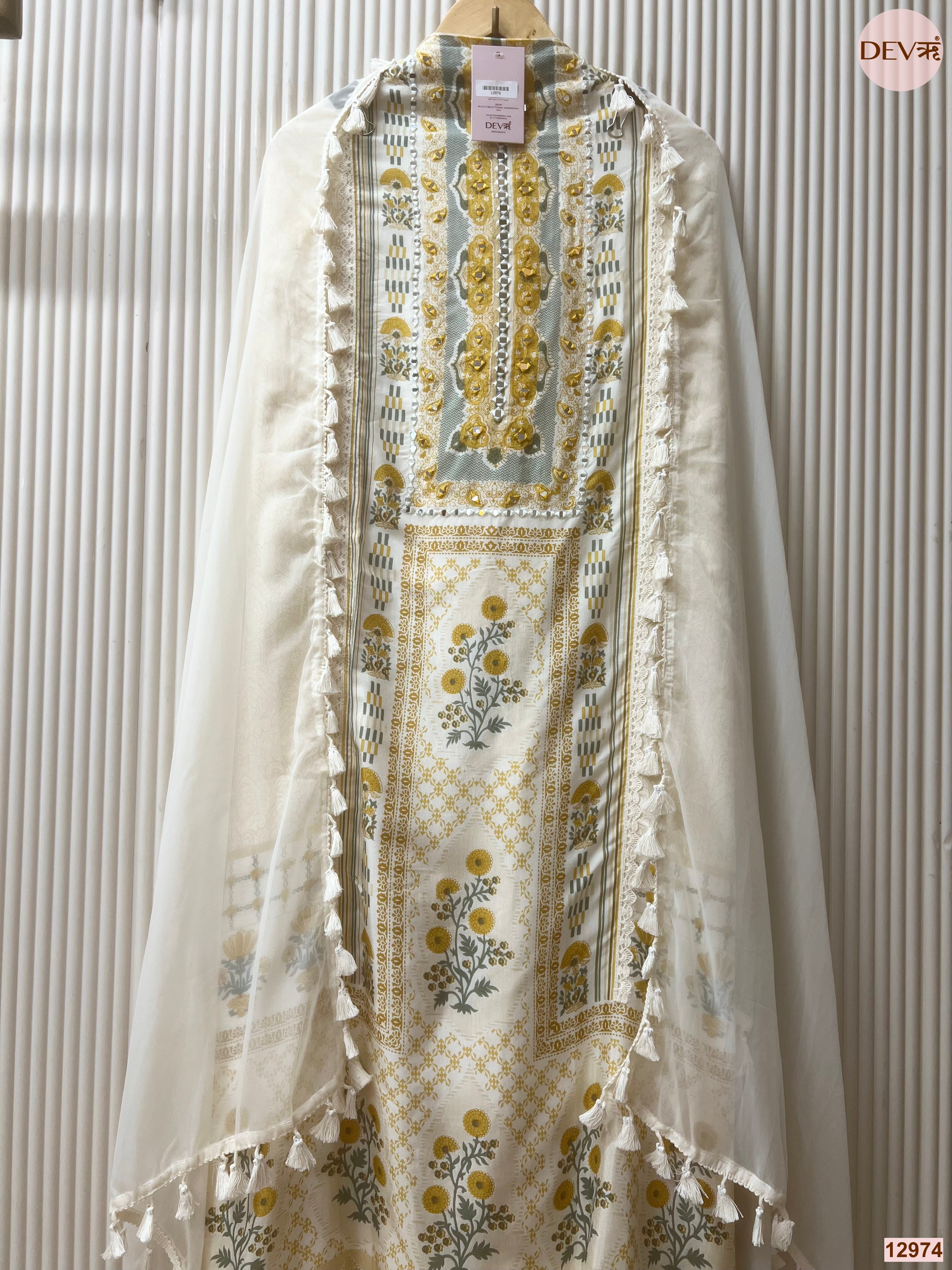 Off White Muslin Printed Unstitched 3-Piece Suit (Devri – D.No 12974)