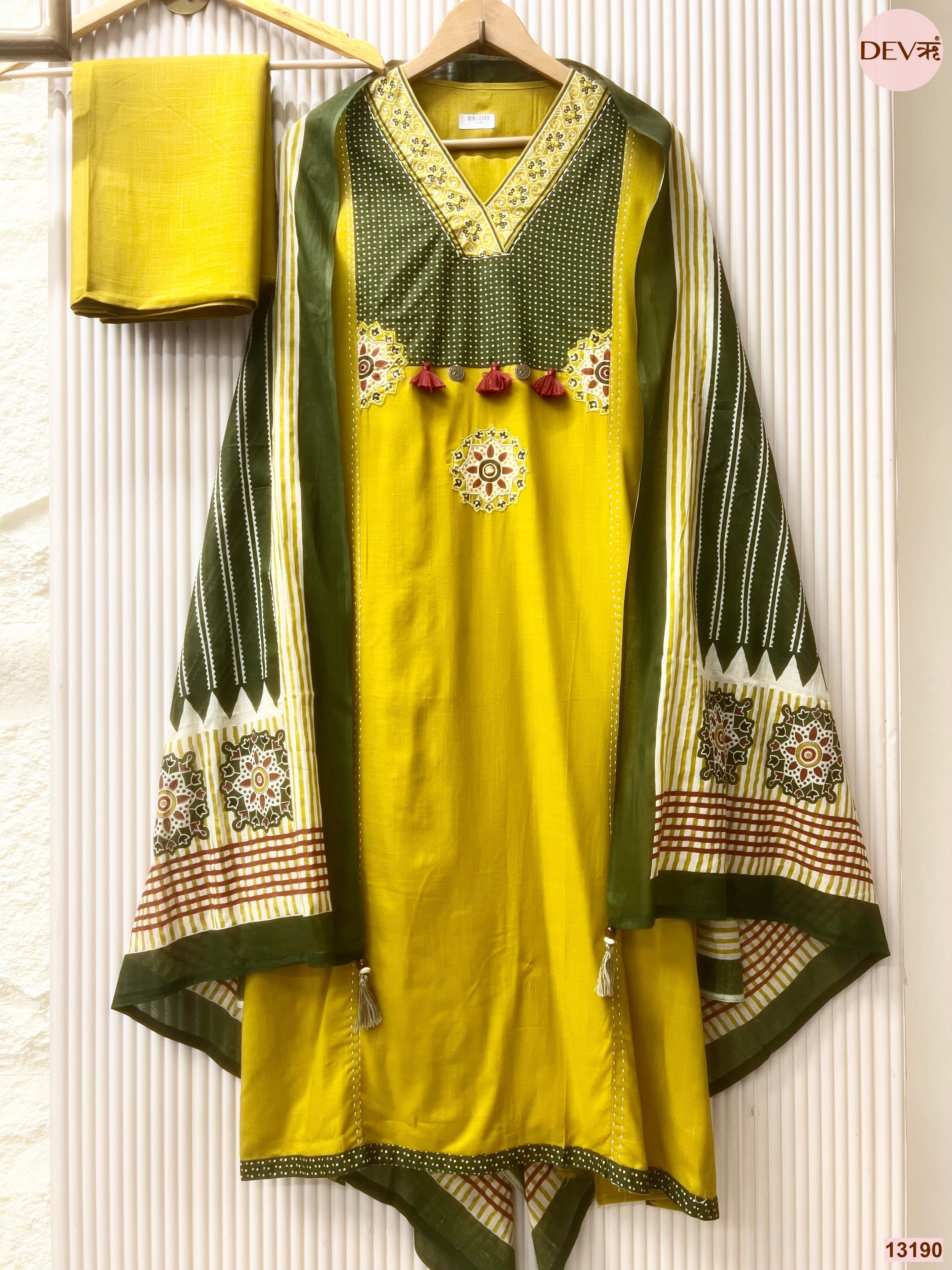 Mustard Slub Cotton Printed Unstitched 3-Piece Suit (Devri – D.No 13190)
