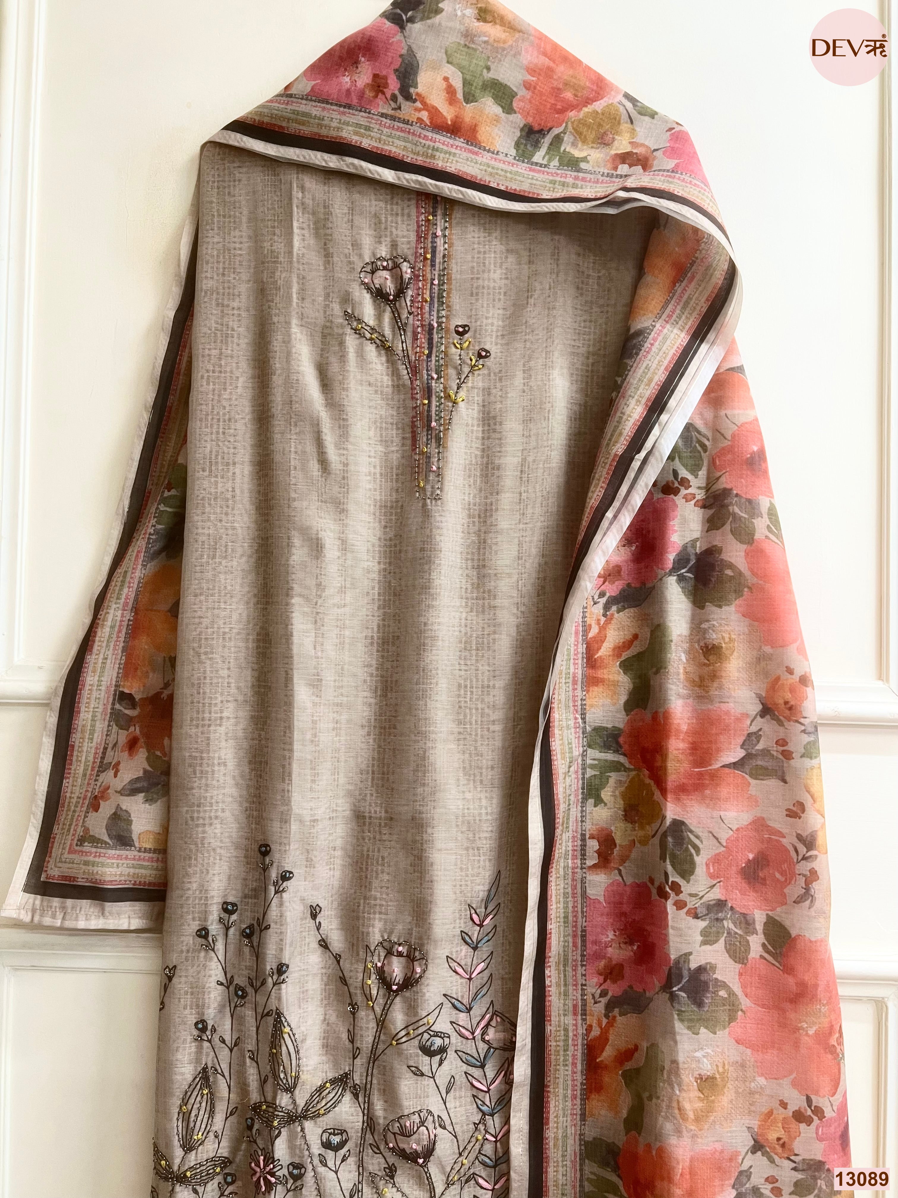 Beige Mul Chanderi Printed Unstitched 3-Piece Suit (Devri – D.No 13089)