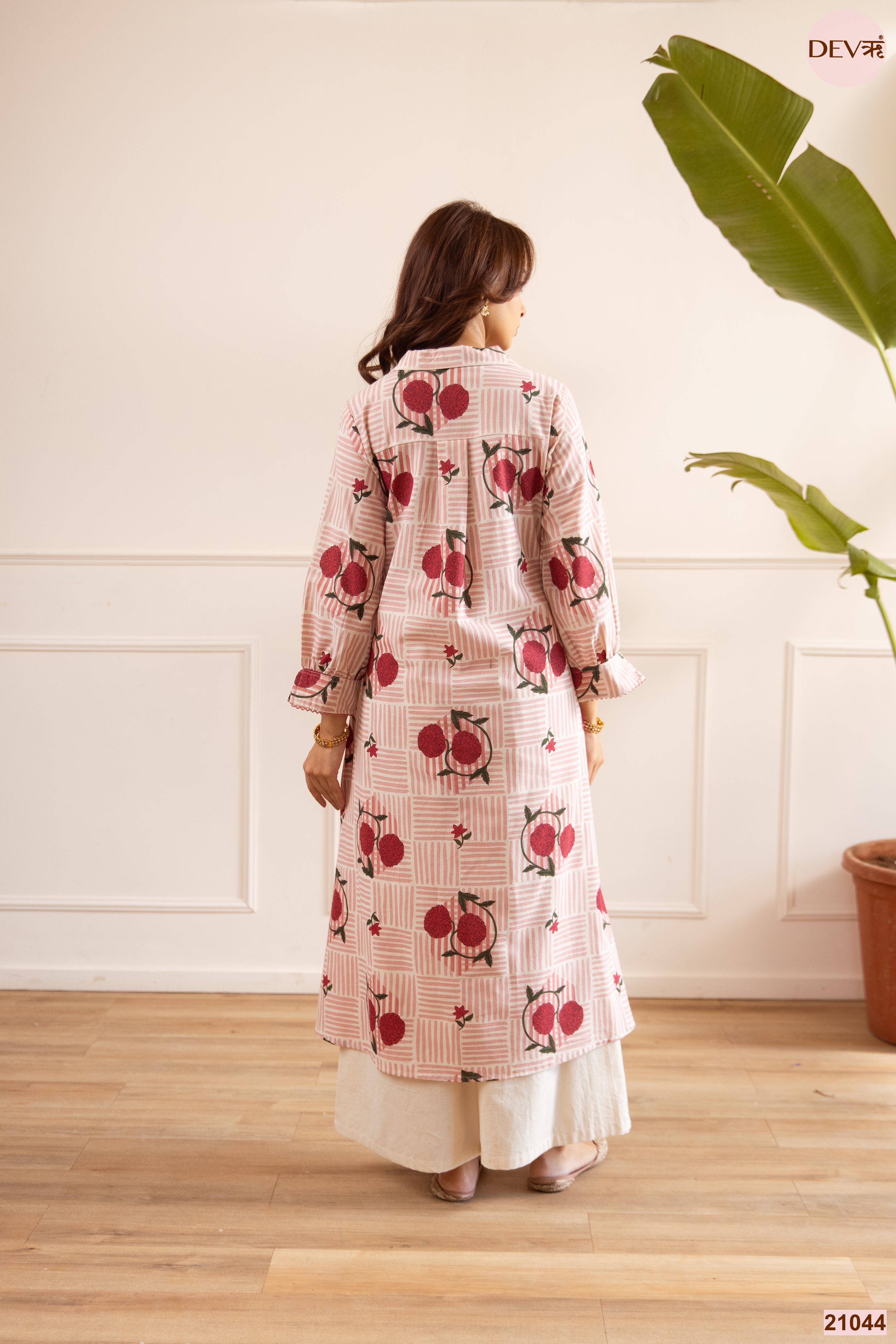Gulnaar Pure cotton Printed Pink 3-Piece Set (Devri – D.No 21044)