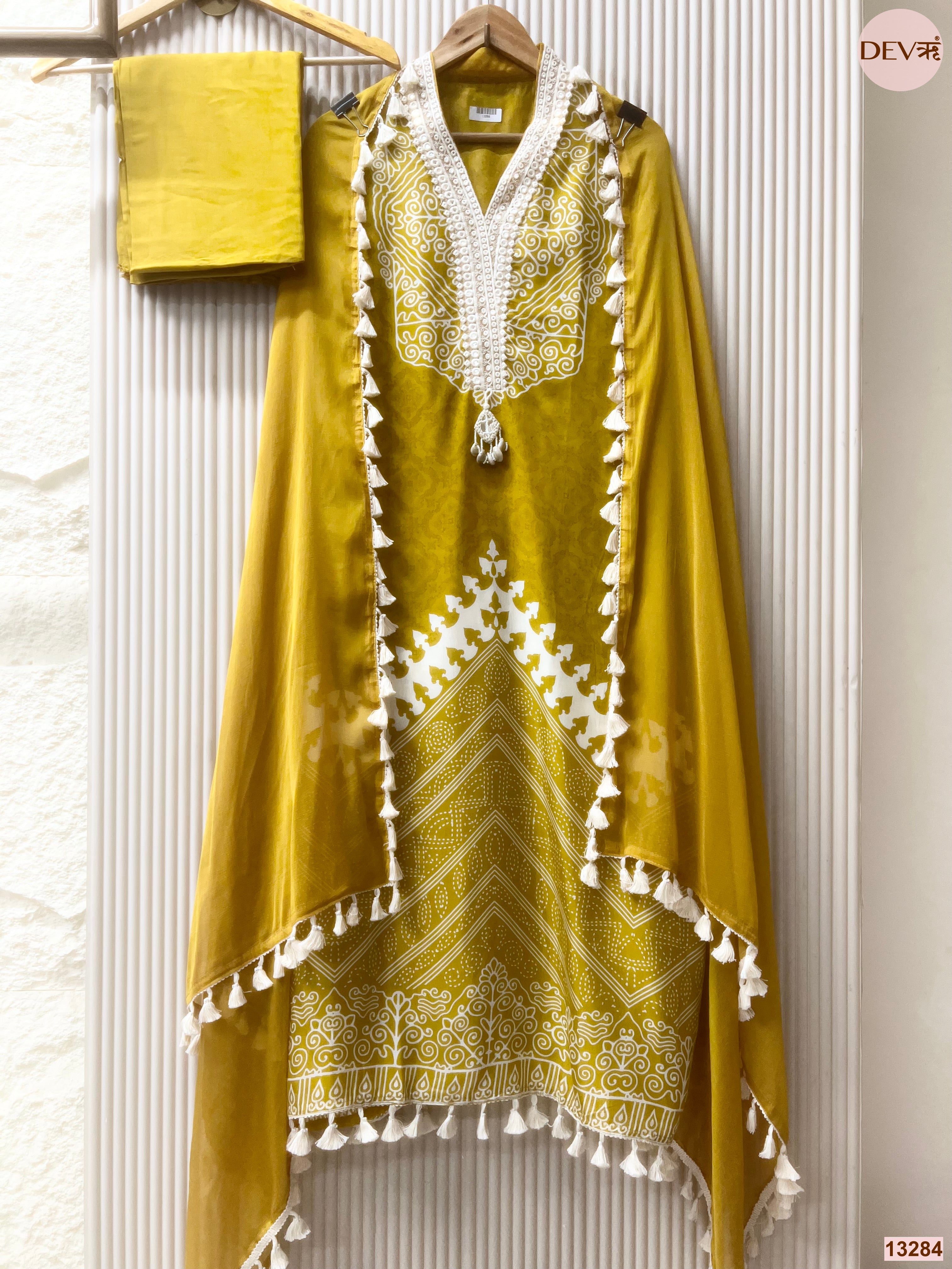 Mustard Muslin Printed Unstitched 3-Piece Suit (Devri – D.No 13284)