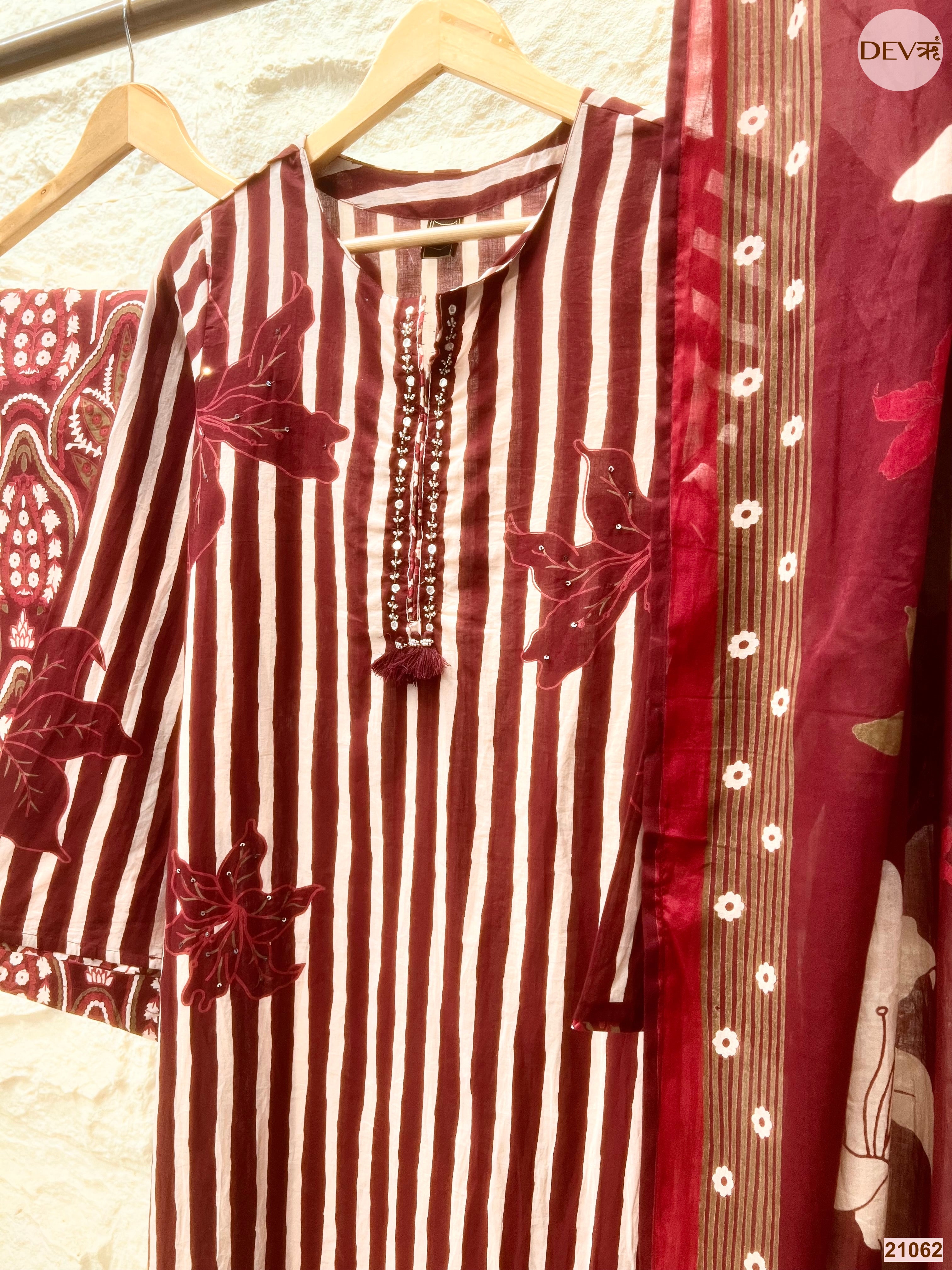 Gulnaar Cotton Printed Maroon 3-Piece Set (Devri – D.No 21062)