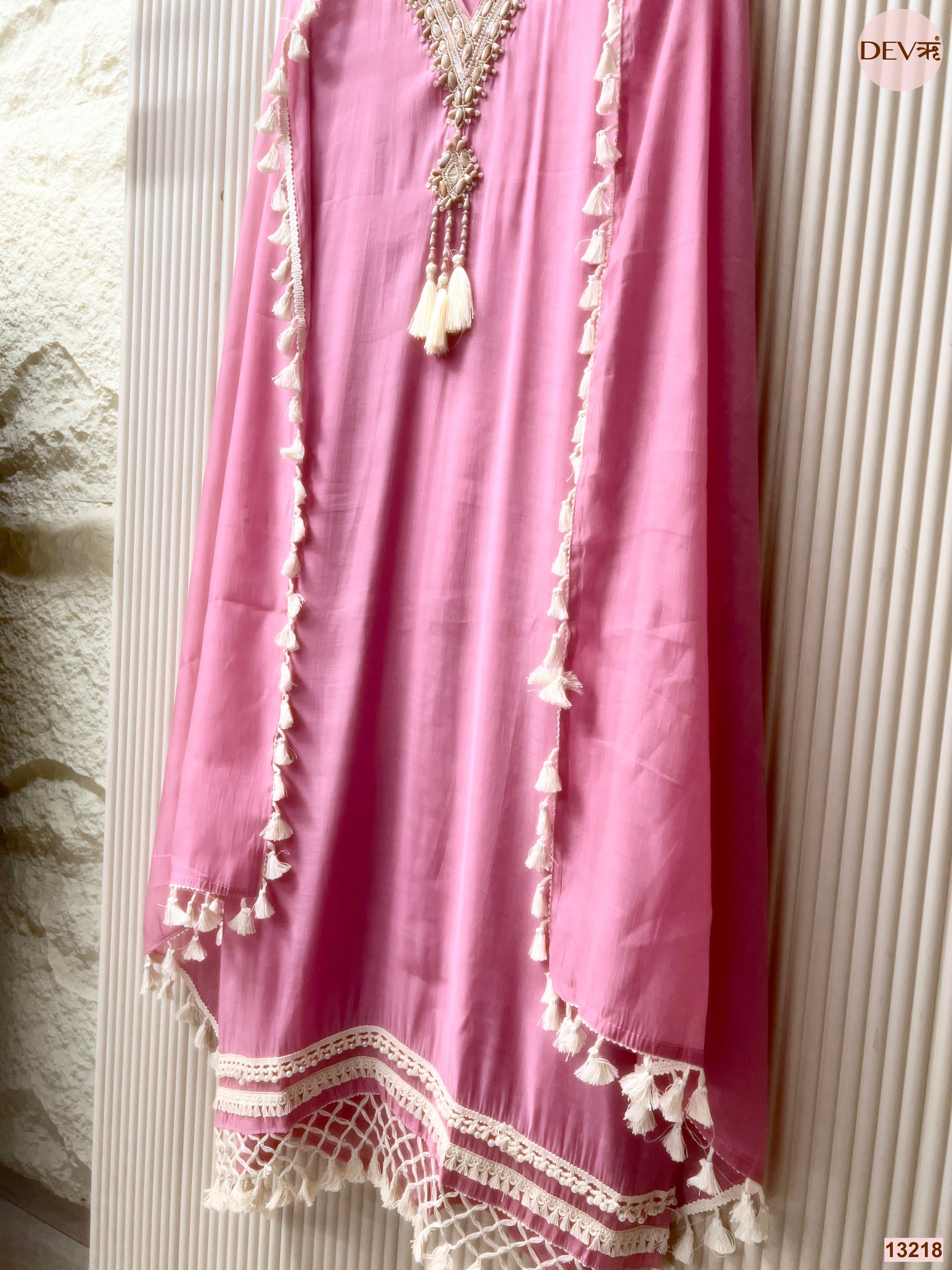 Pink Mul Chanderi Hand Unstitched 3-Piece Suit (Devri – D.No 13218)