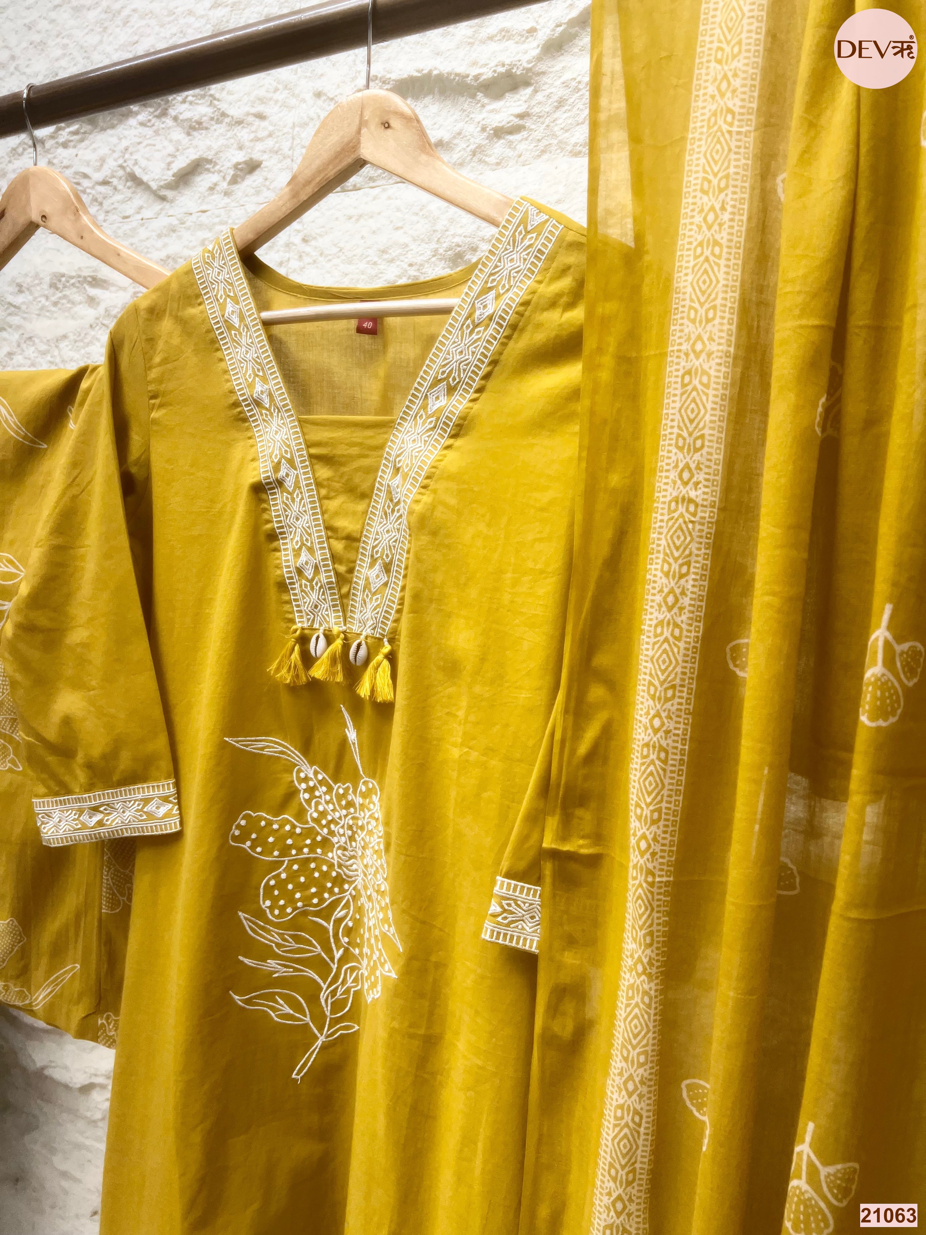 Gulnaar Cotton slub Printed Mustard 3-Piece Set (Devri – D.No 21063)