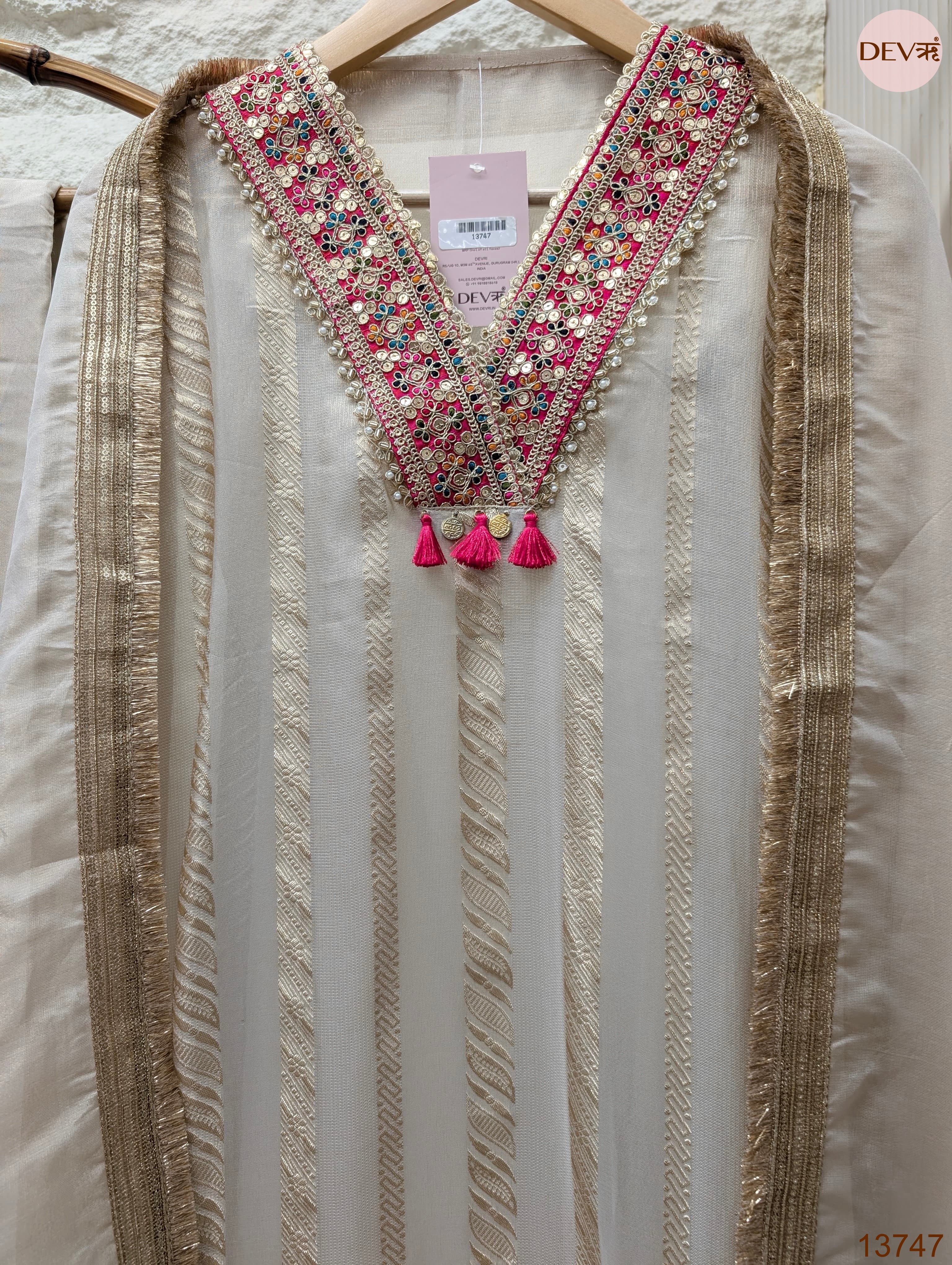 Off White Pure tissue silk Embroidered Unstitched 3-Piece Suit (Devri – D.No 13747)