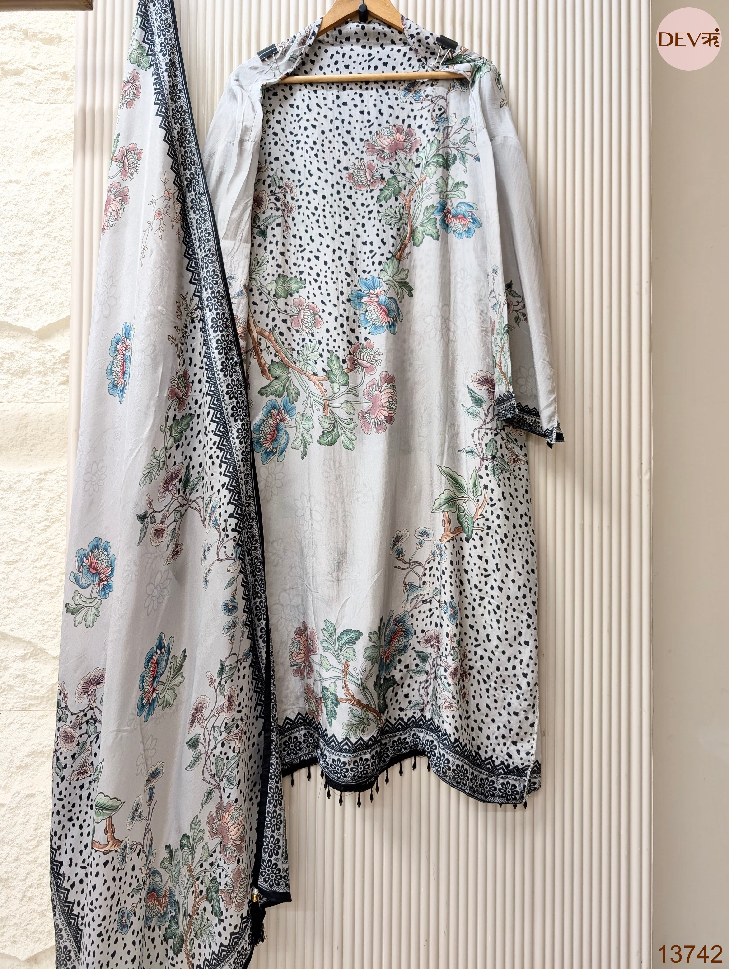 Grey Muslin Blend Printed Unstitched 3-Piece Suit (Devri – D.No 13742)