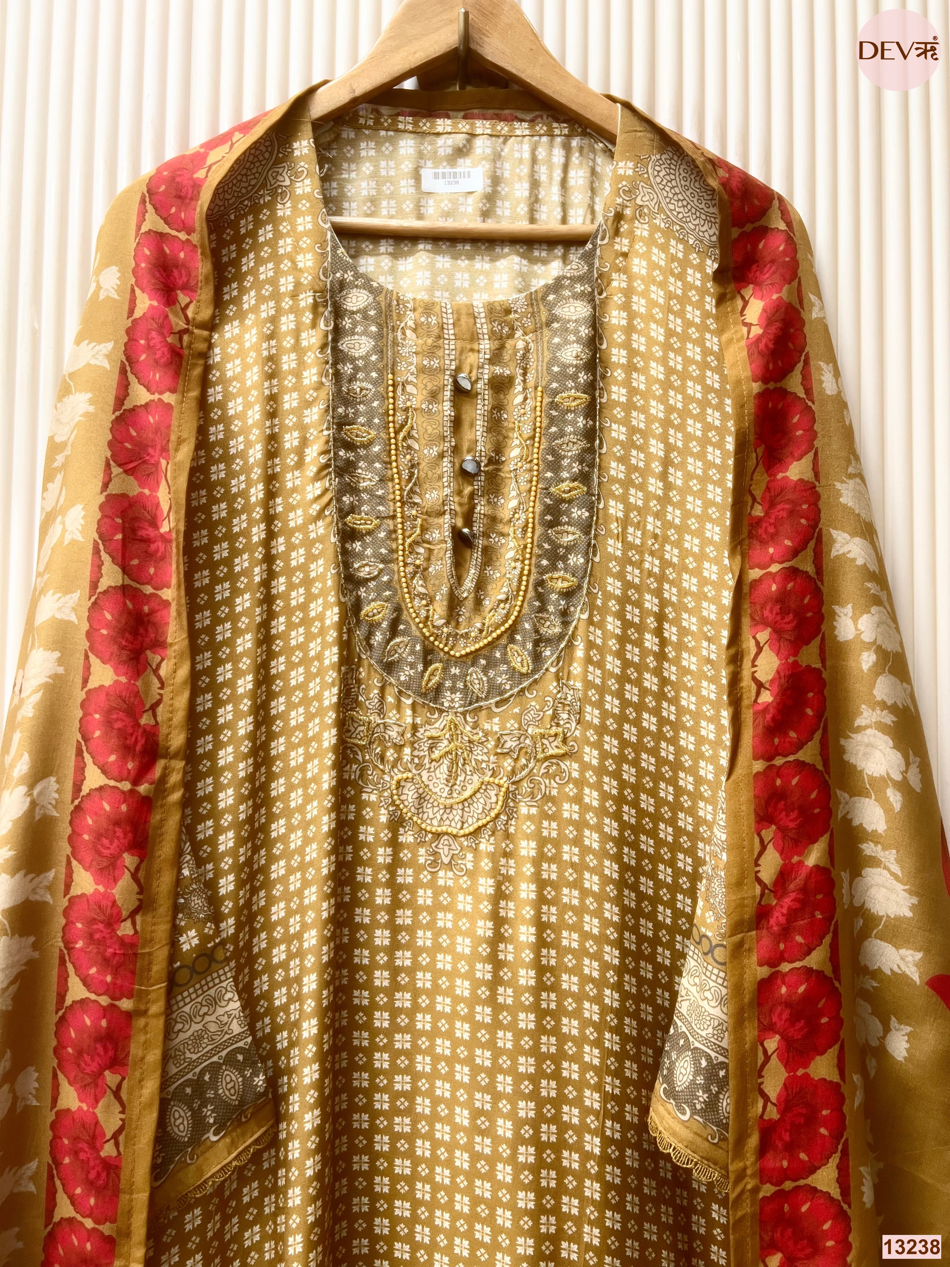 Mustard Muslin Printed Unstitched 3-Piece Suit (Devri – D.No 13238)