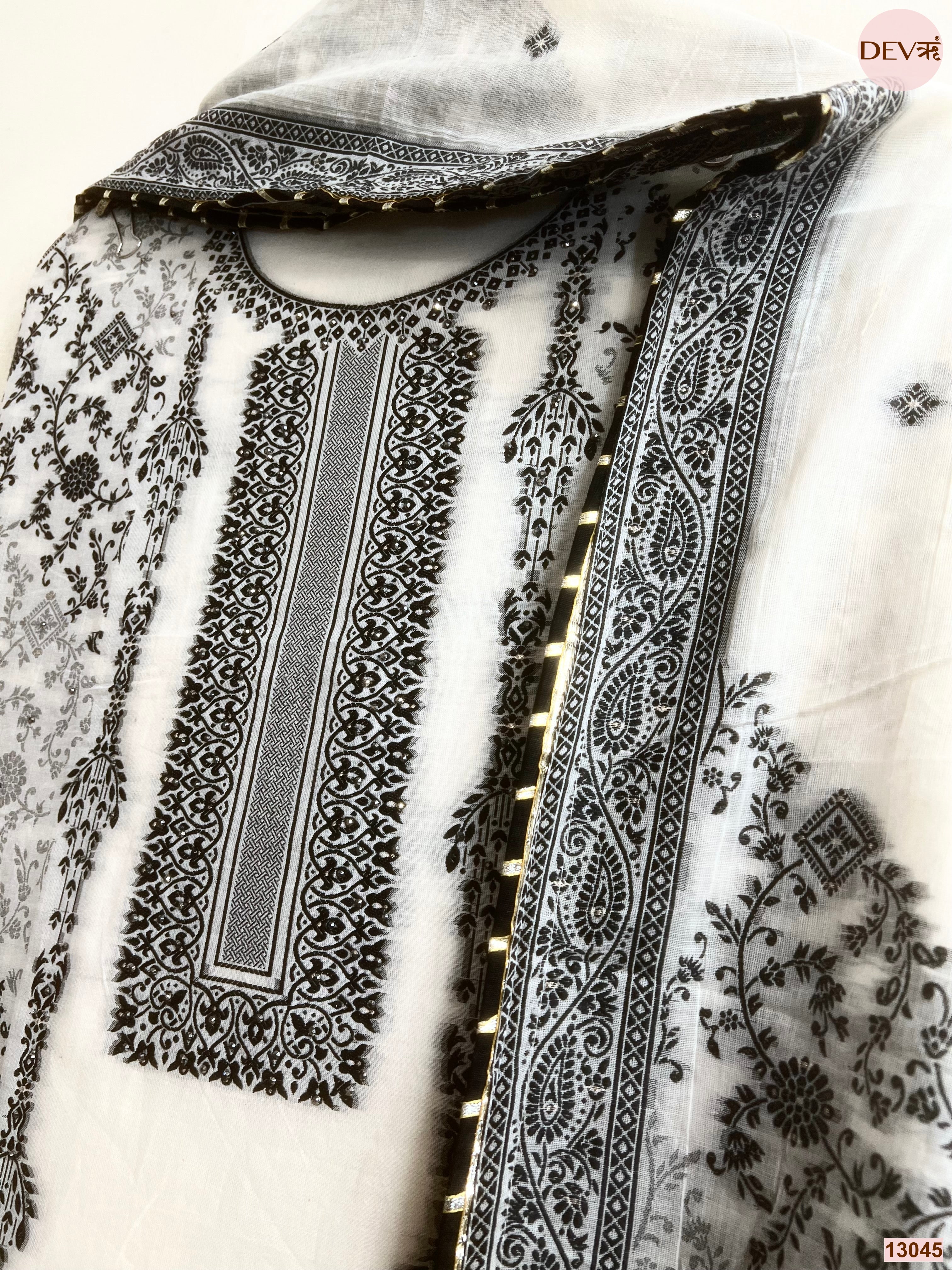 White Cotton Jamdani Printed Unstitched 3-Piece Suit (Devri – D.No 13045)