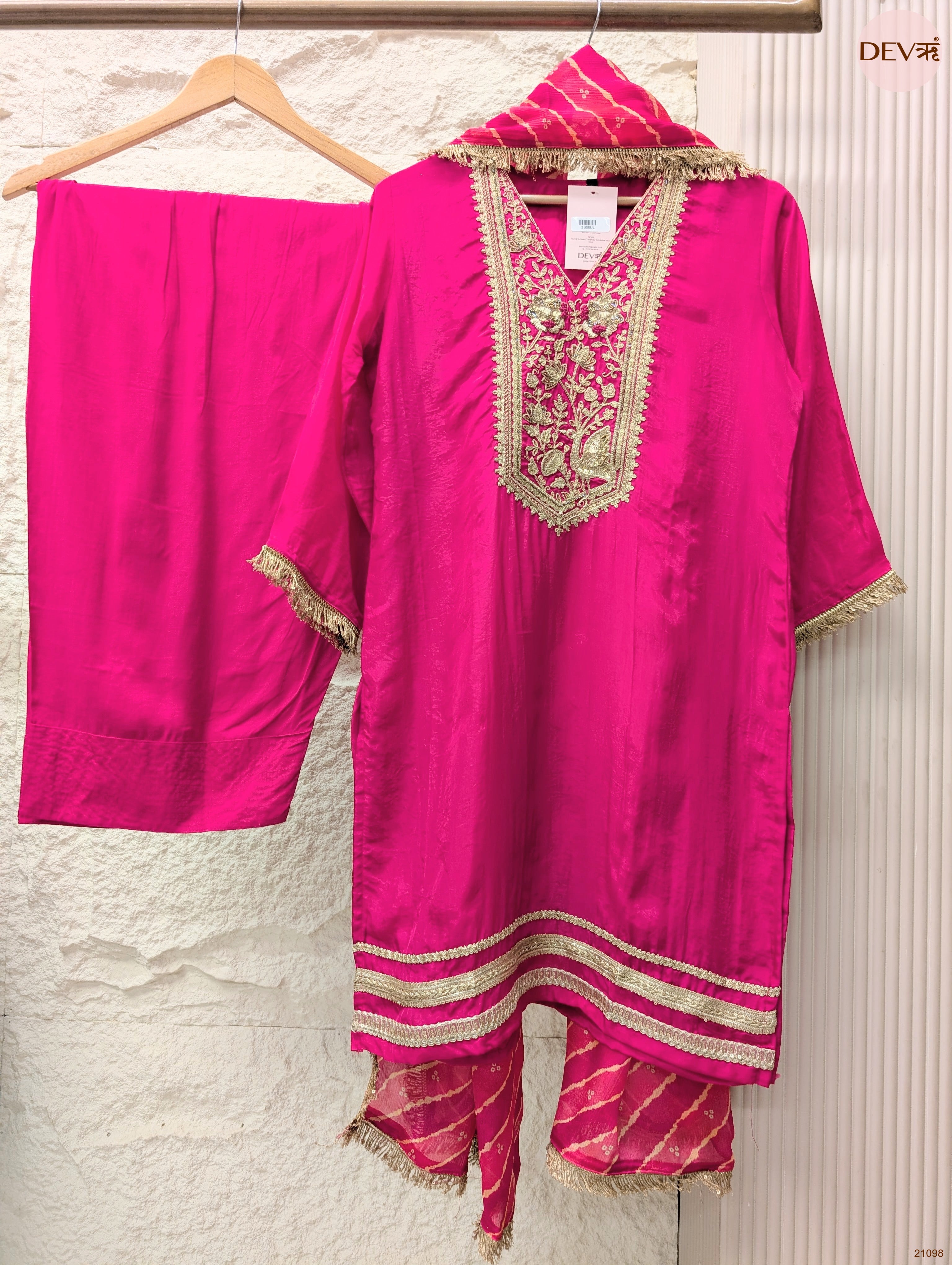 Gulnaar Pure organza silk Embroidered Pink 3-Piece Set (Devri – D.No 21098)