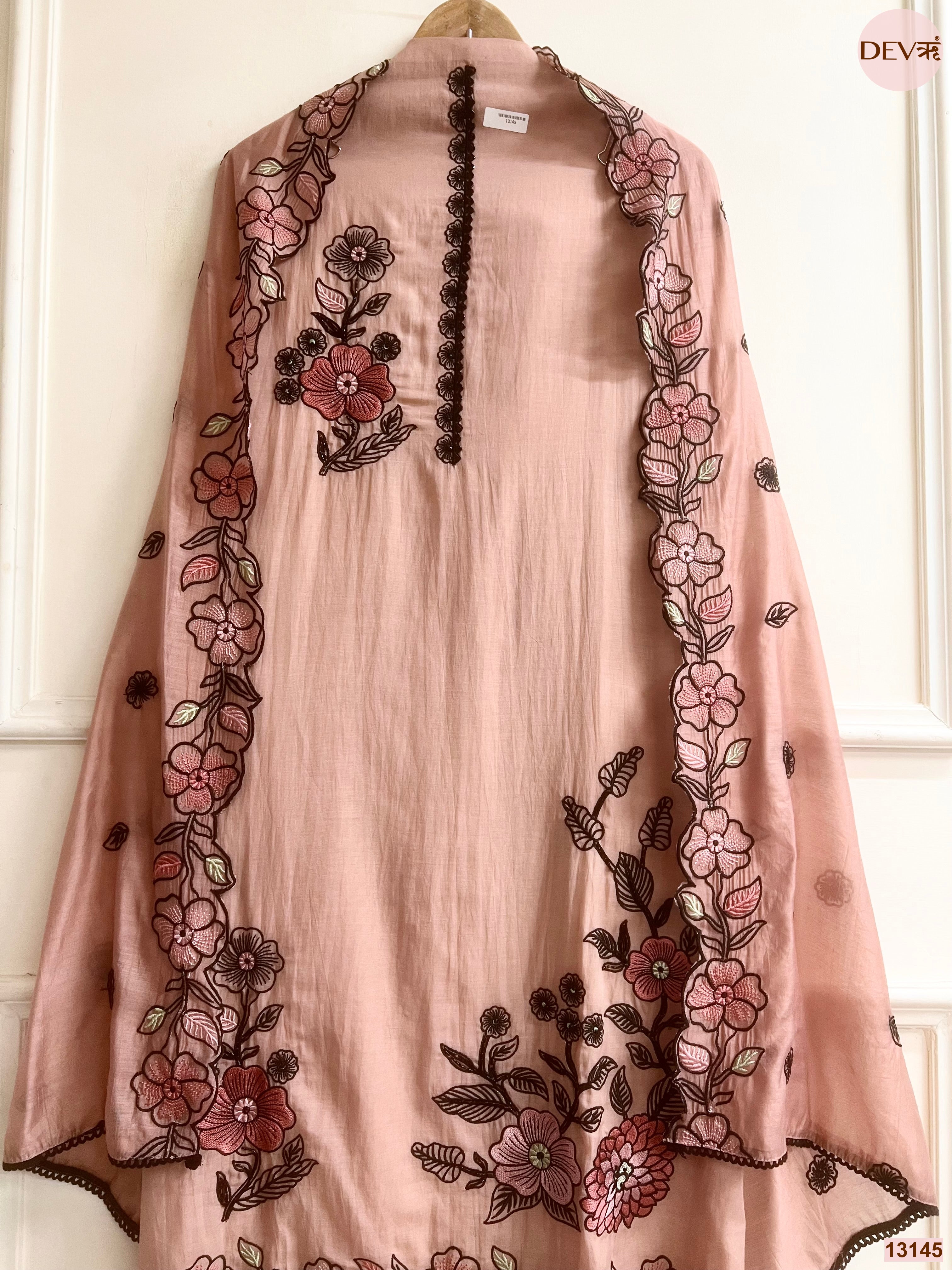 Pink Mul Chanderi Embroidered Unstitched 3-Piece Suit (Devri – D.No 13145)