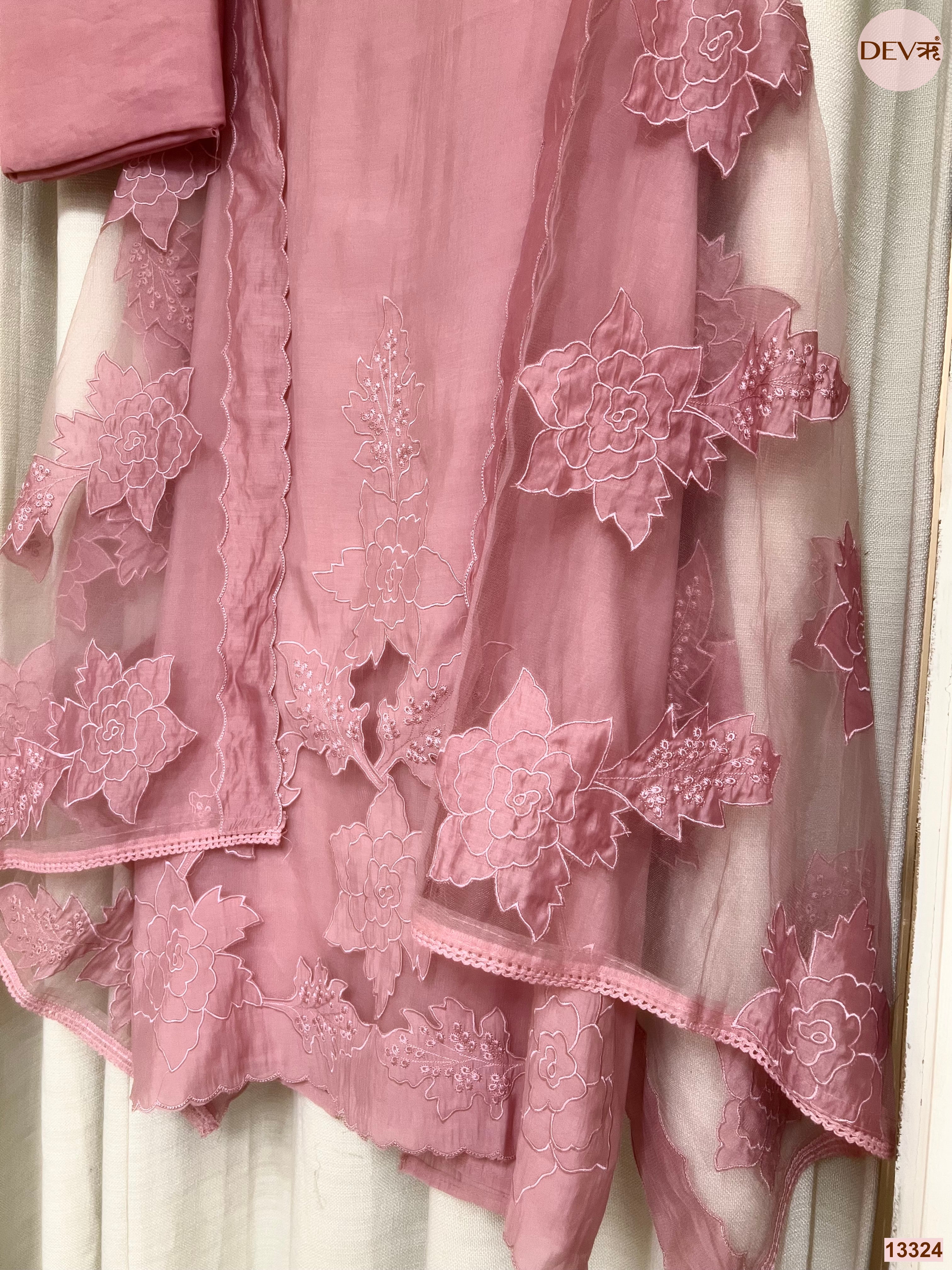 Pink Mul Chanderi Embroidered Unstitched 3-Piece Suit (Devri – D.No 13324)