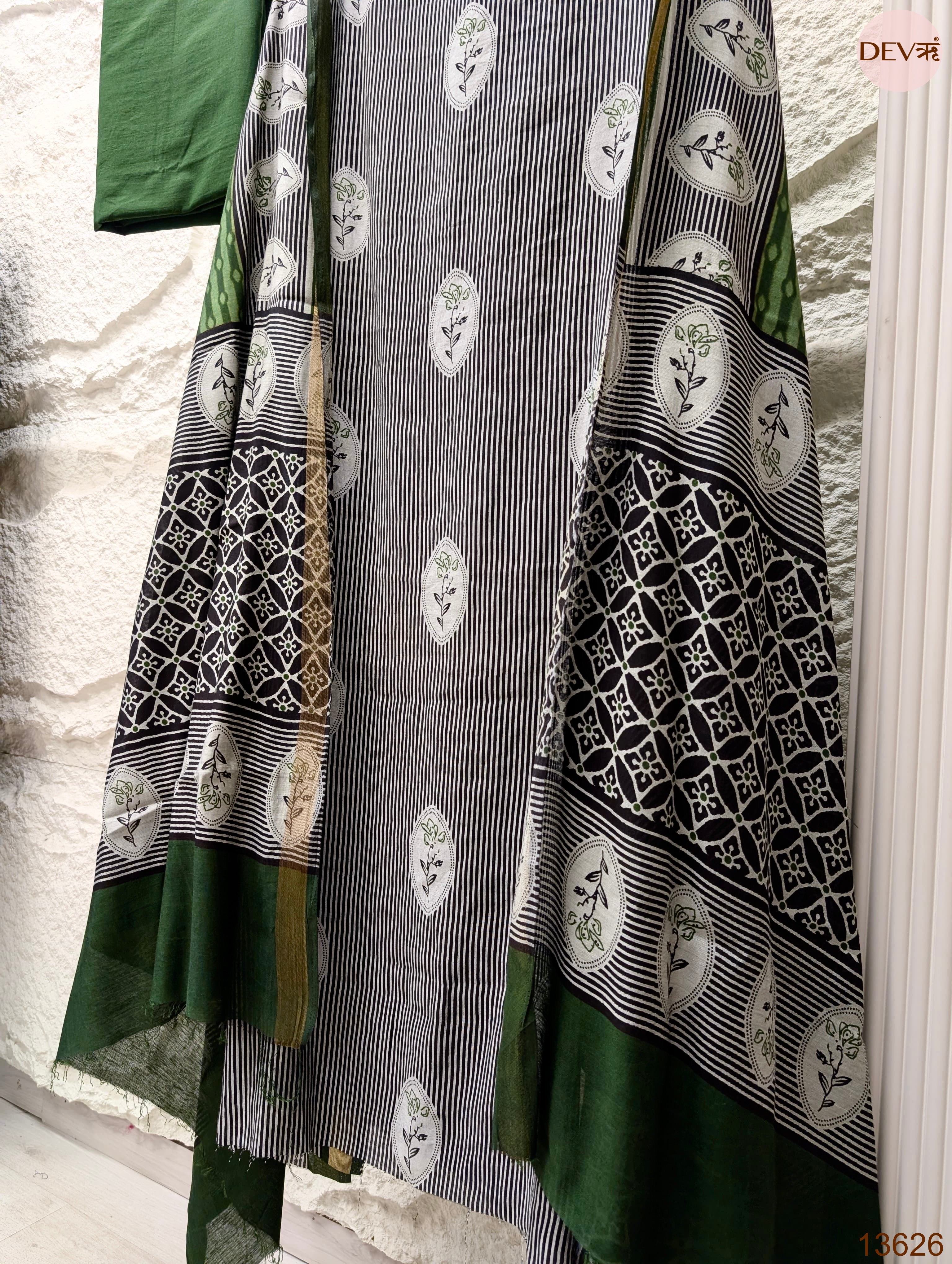Black Maheshwari Silk Printed Unstitched 3-Piece Suit (Devri – D.No 13626)