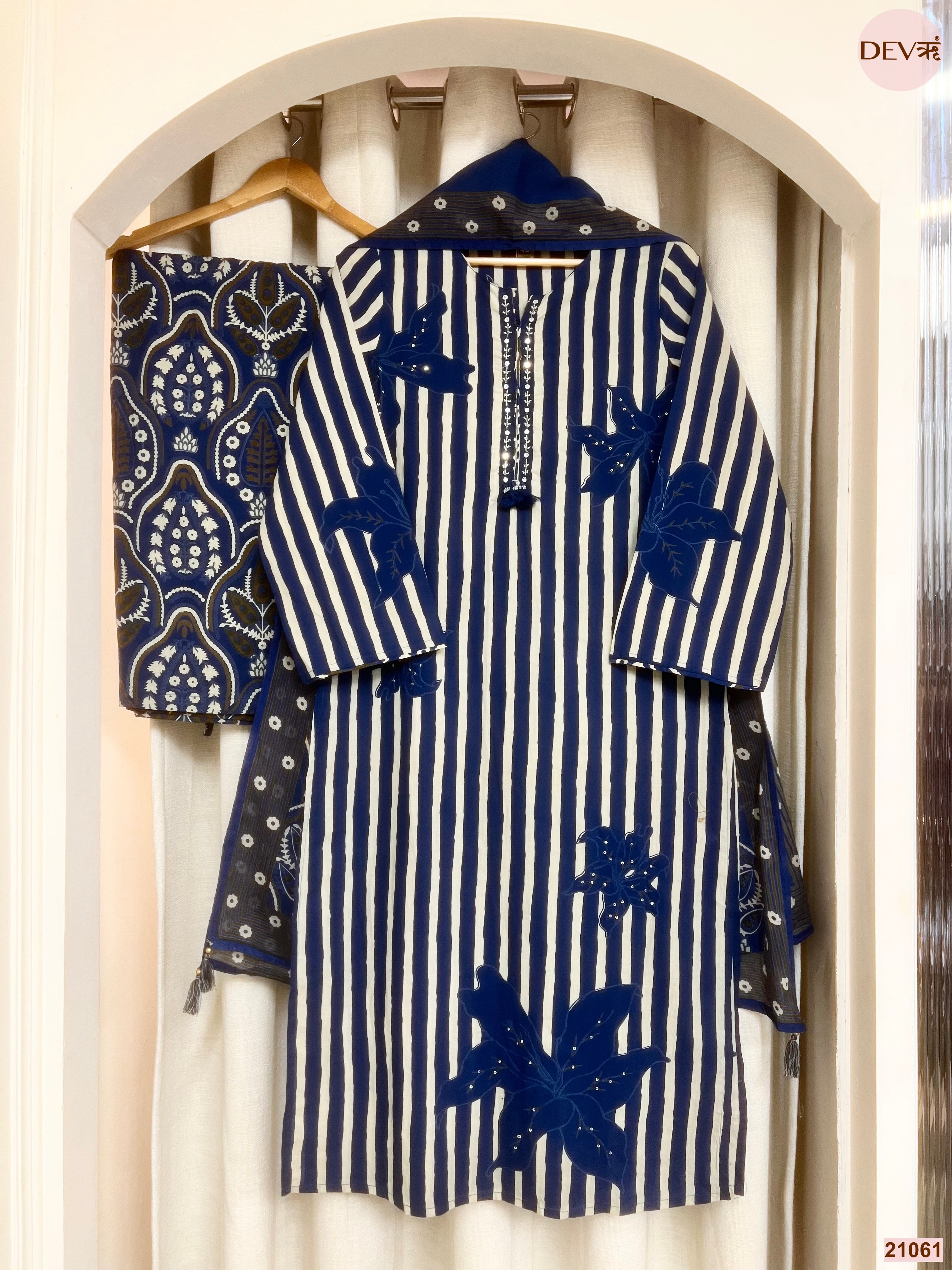 Neelambara Cotton Printed Blue 3-Piece Set (Devri – D.No 21061)