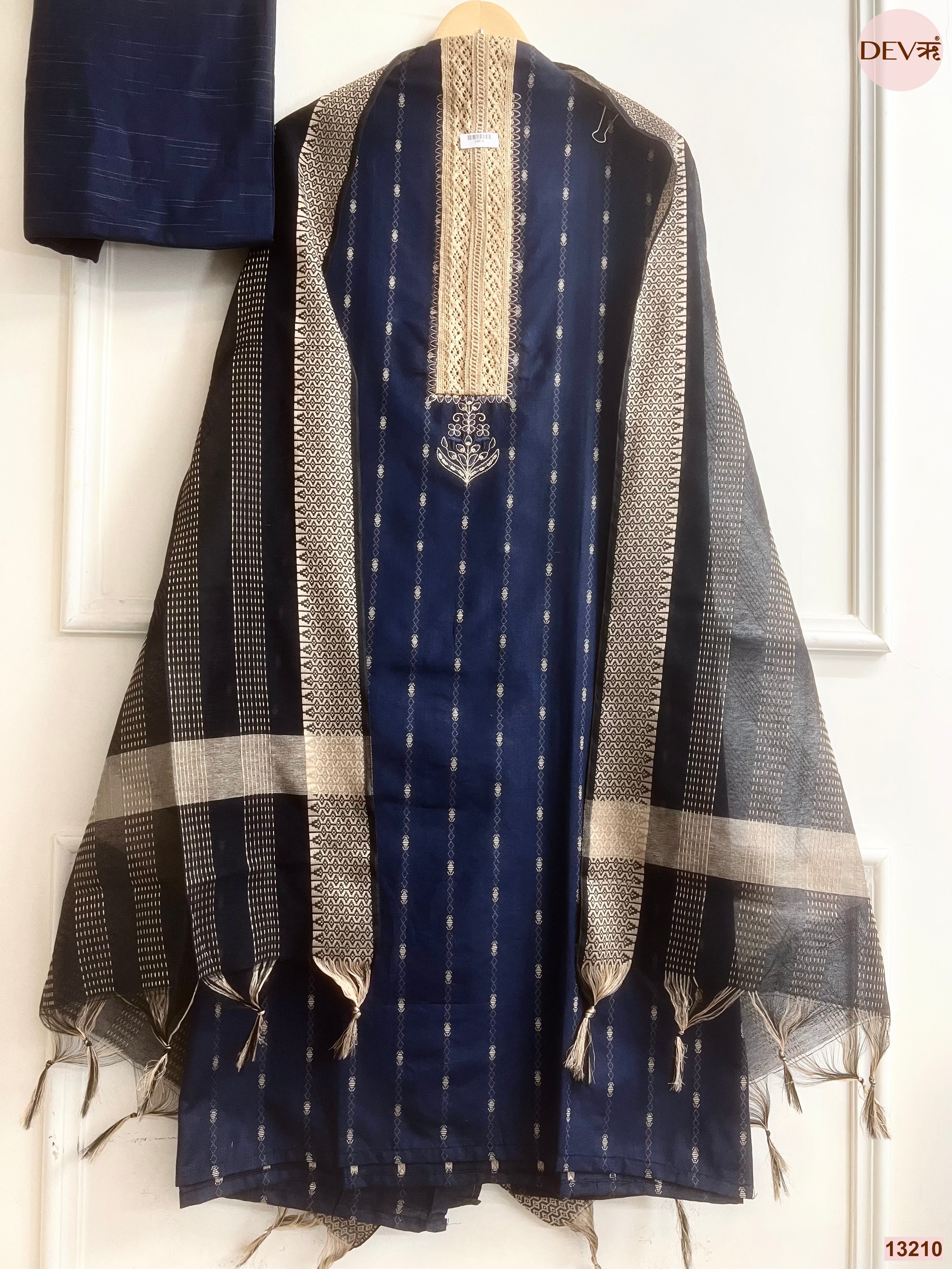 Navy Cotton Handloom Printed Unstitched 3-Piece Suit (Devri – D.No 13210)