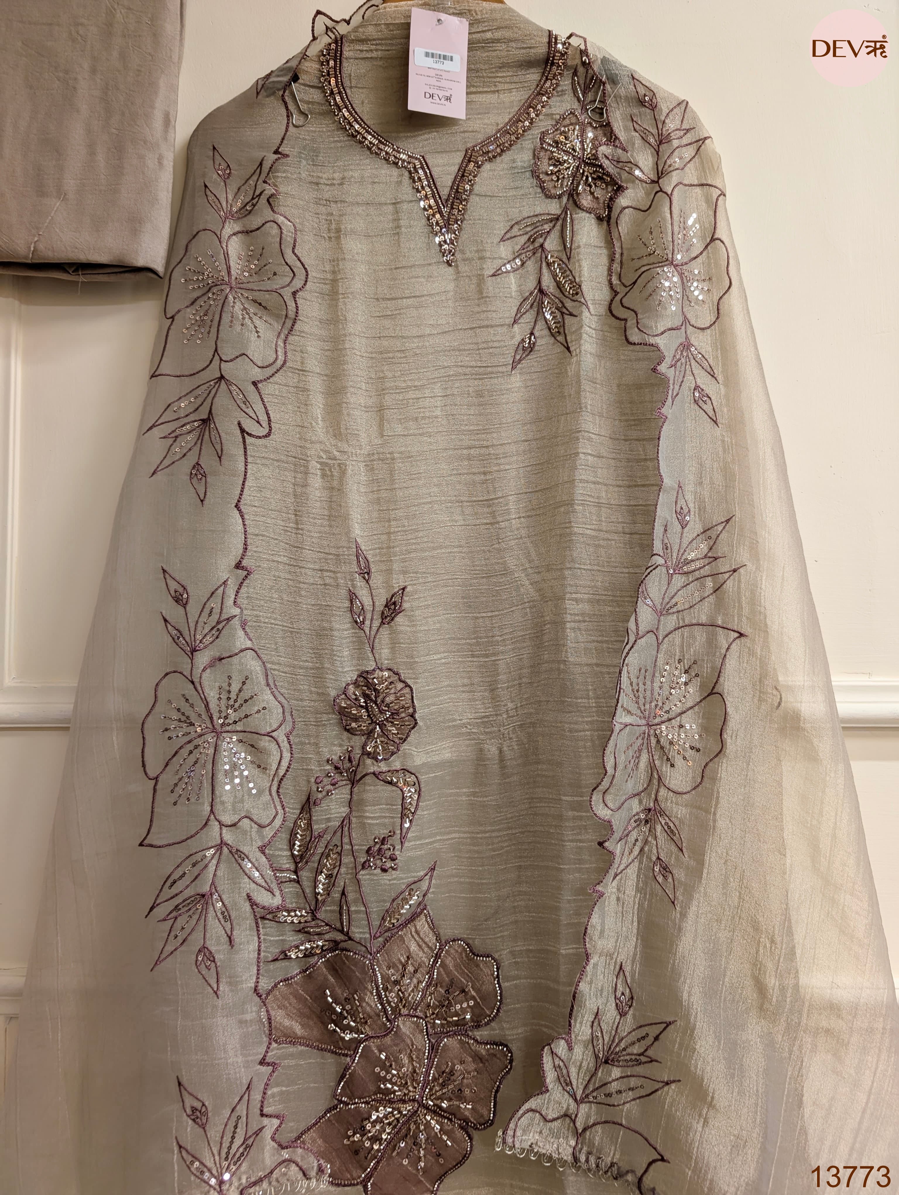 Grey Crush Tissue Silk Embroidered Unstitched 3-Piece Suit (Devri – D.No 13773)