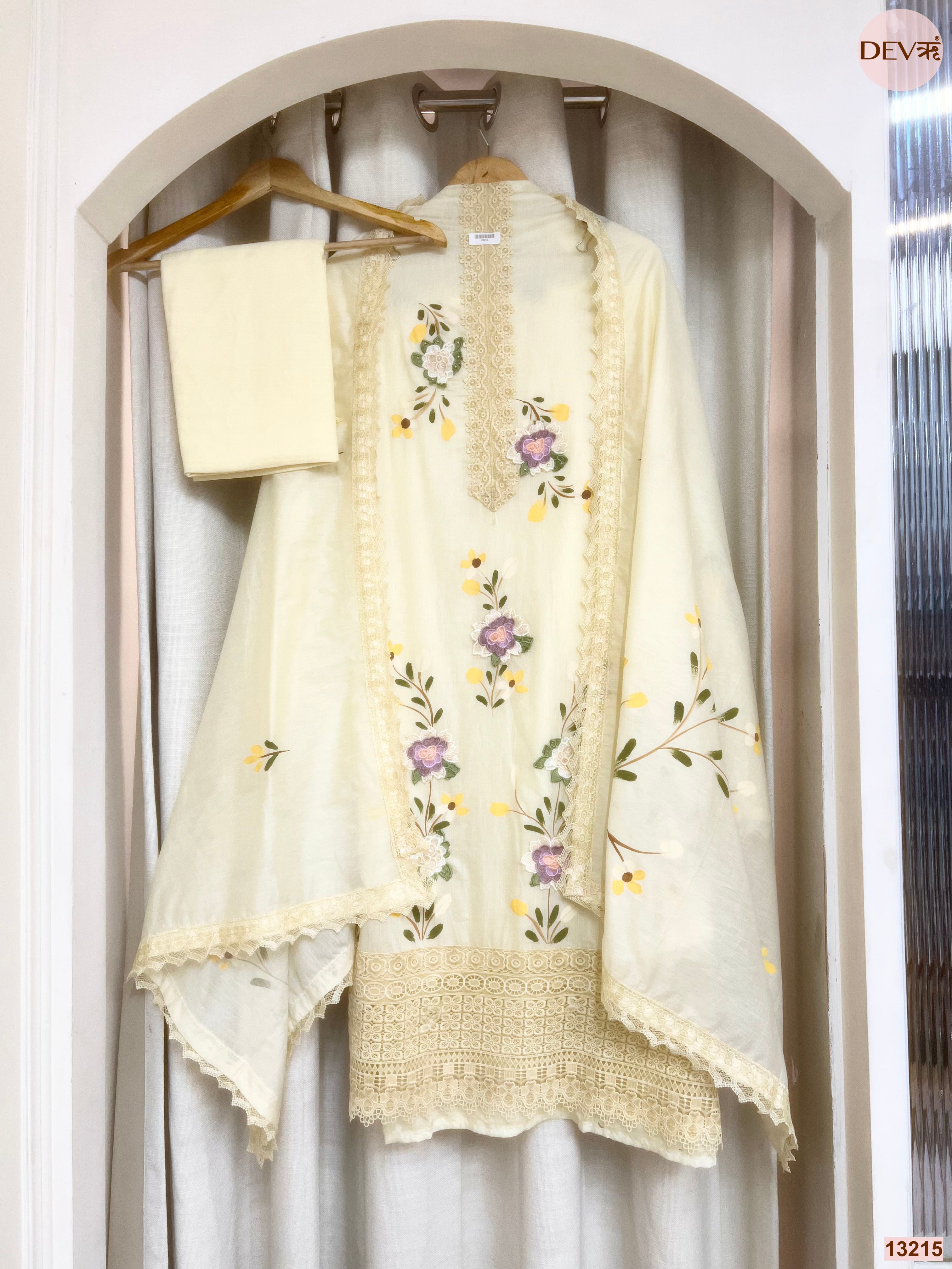 Lemon Mul Chanderi Embroidered Unstitched 3-Piece Suit (Devri – D.No 13215)