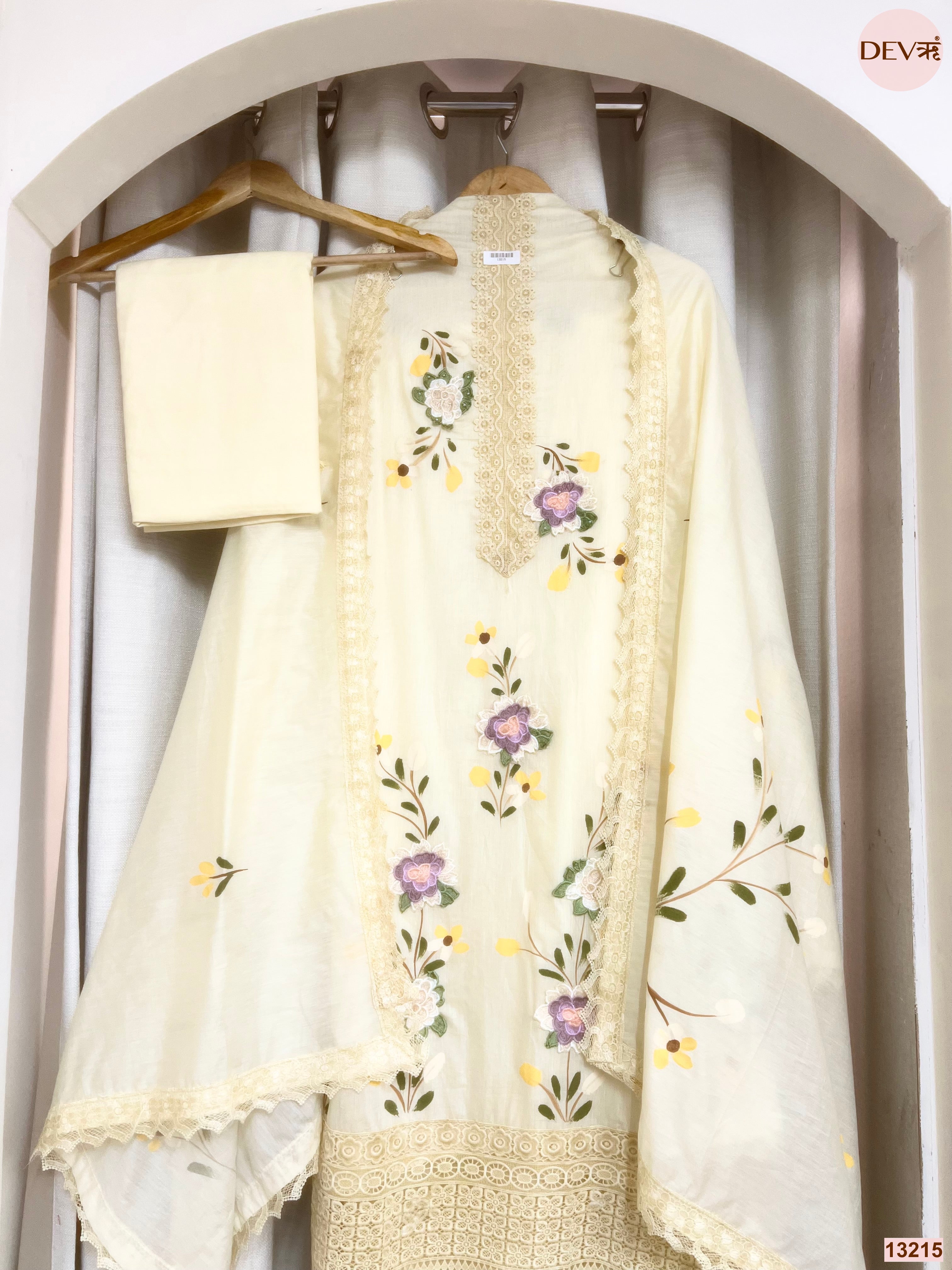 Lemon Mul Chanderi Embroidered Unstitched 3-Piece Suit (Devri – D.No 13215)