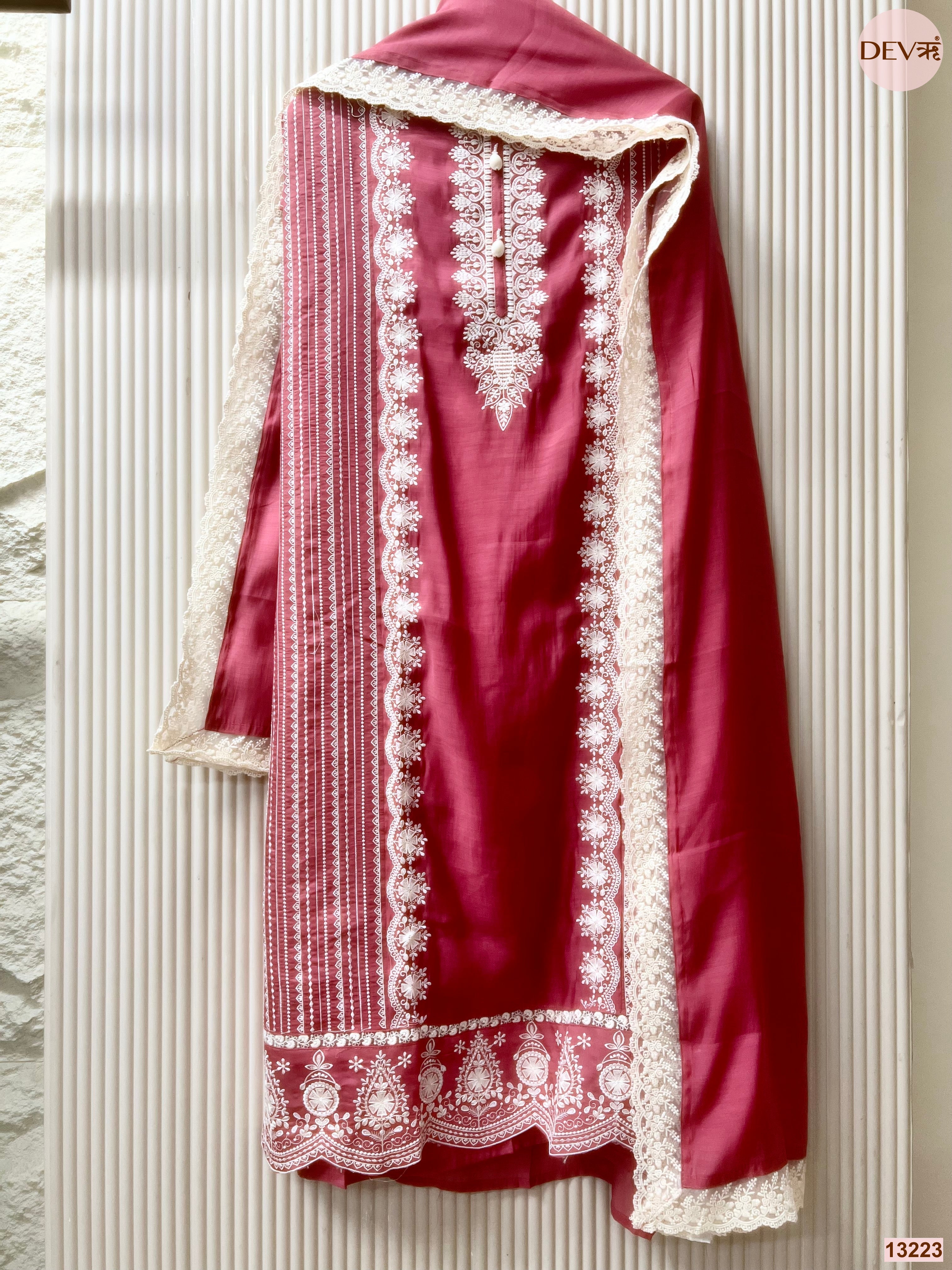 Pink Mul Cotton Embroidered Unstitched 3-Piece Suit (Devri – D.No 13223)