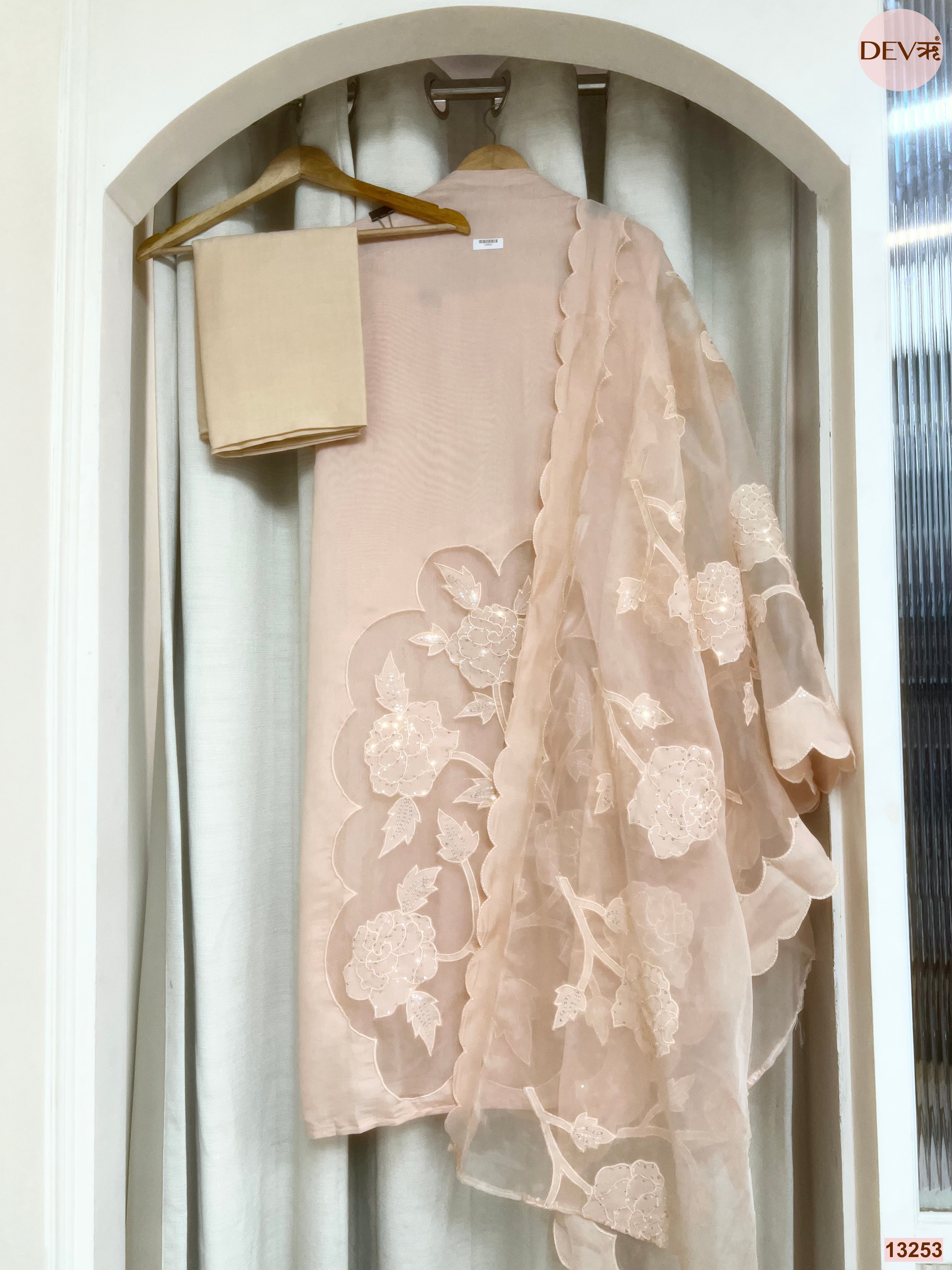 Peach Mul Chanderi Embroidered Unstitched 3-Piece Suit (Devri – D.No 13253)