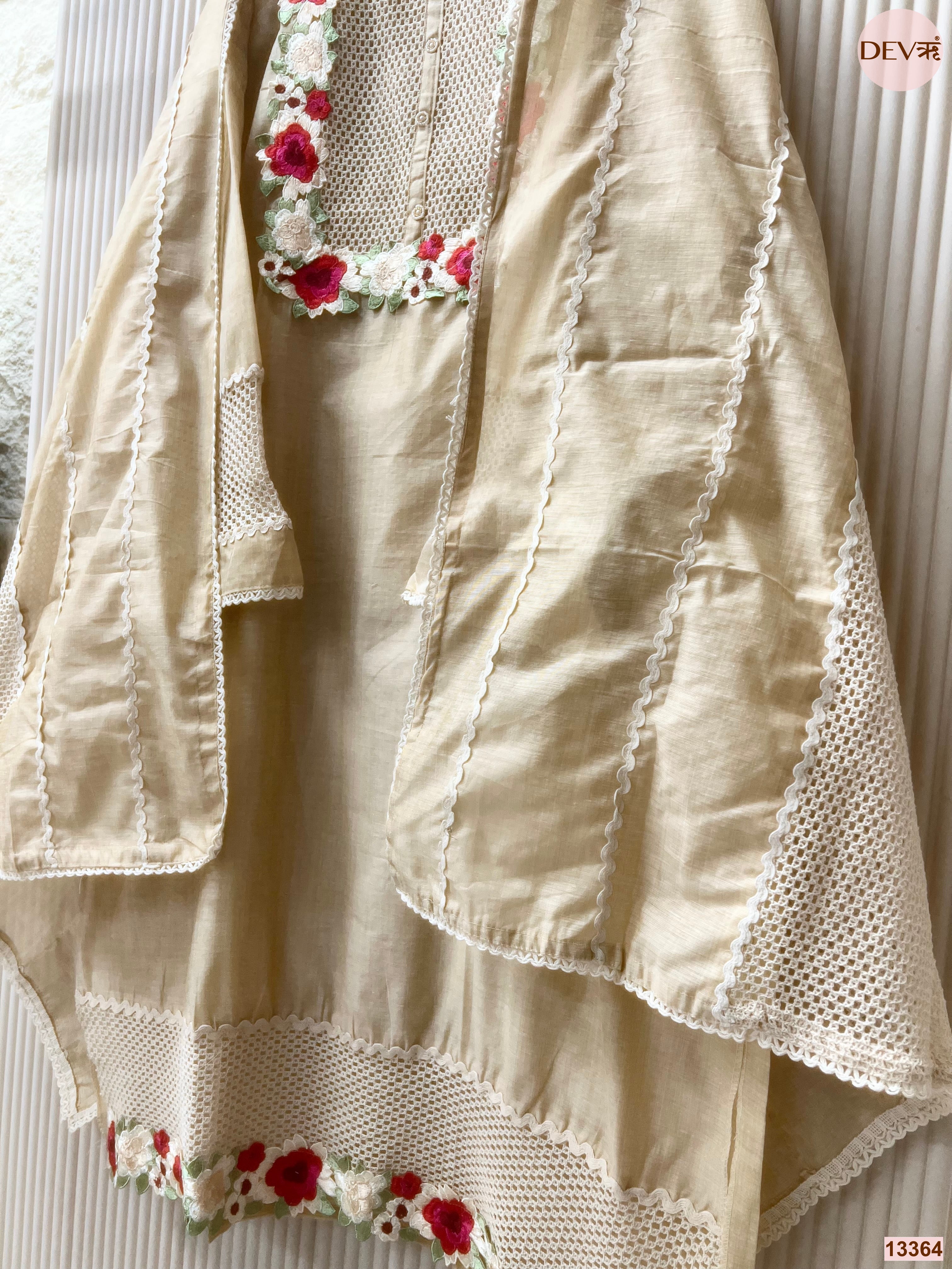 Beige Mul Chanderi Embroidered Unstitched 3-Piece Suit (Devri – D.No 13364)