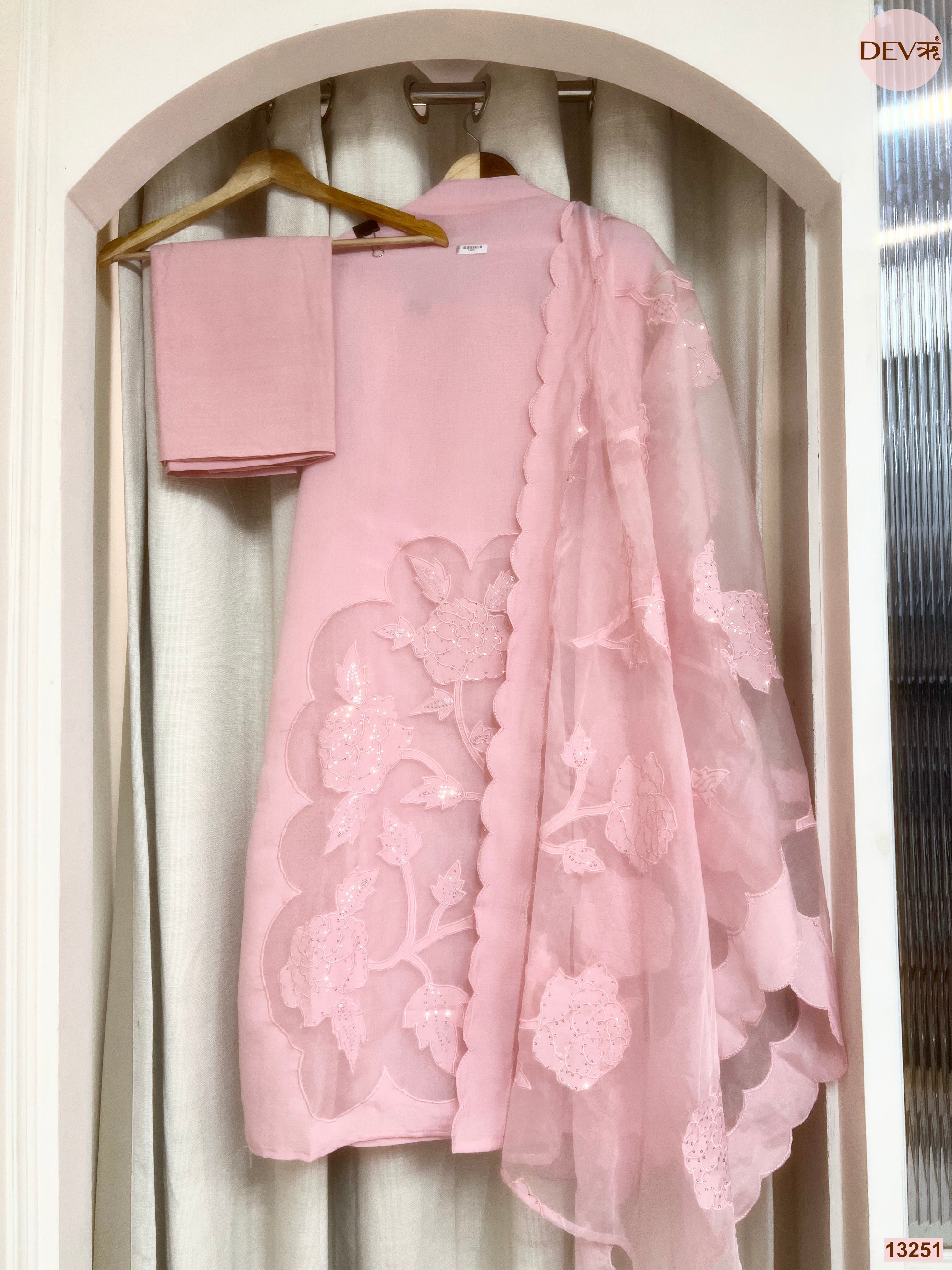Pink Mul Chanderi Embroidered Unstitched 3-Piece Suit (Devri – D.No 13251)