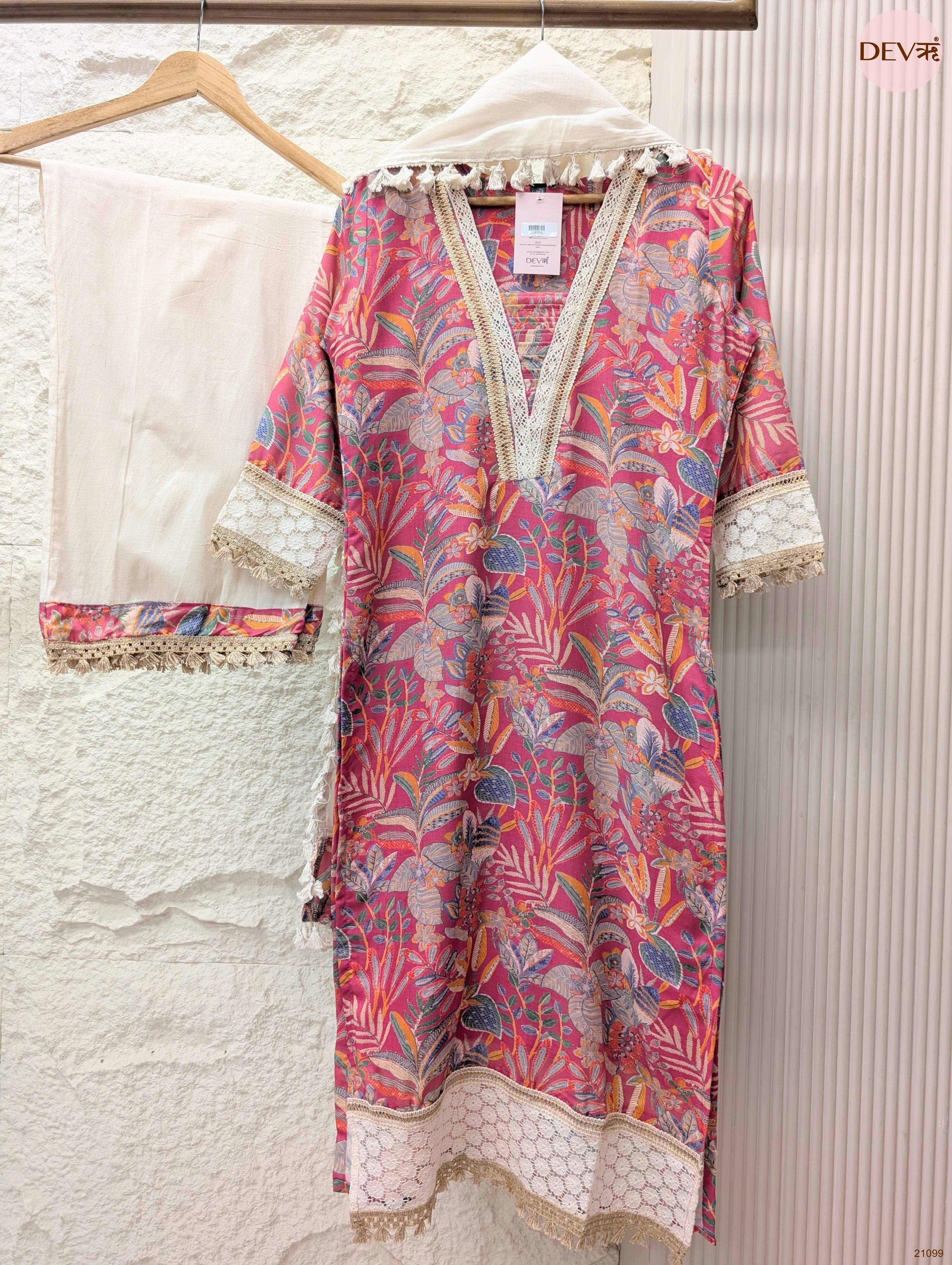 Gulnaar Pure cotton Printed Pink 3-Piece Set (Devri – D.No 21099)