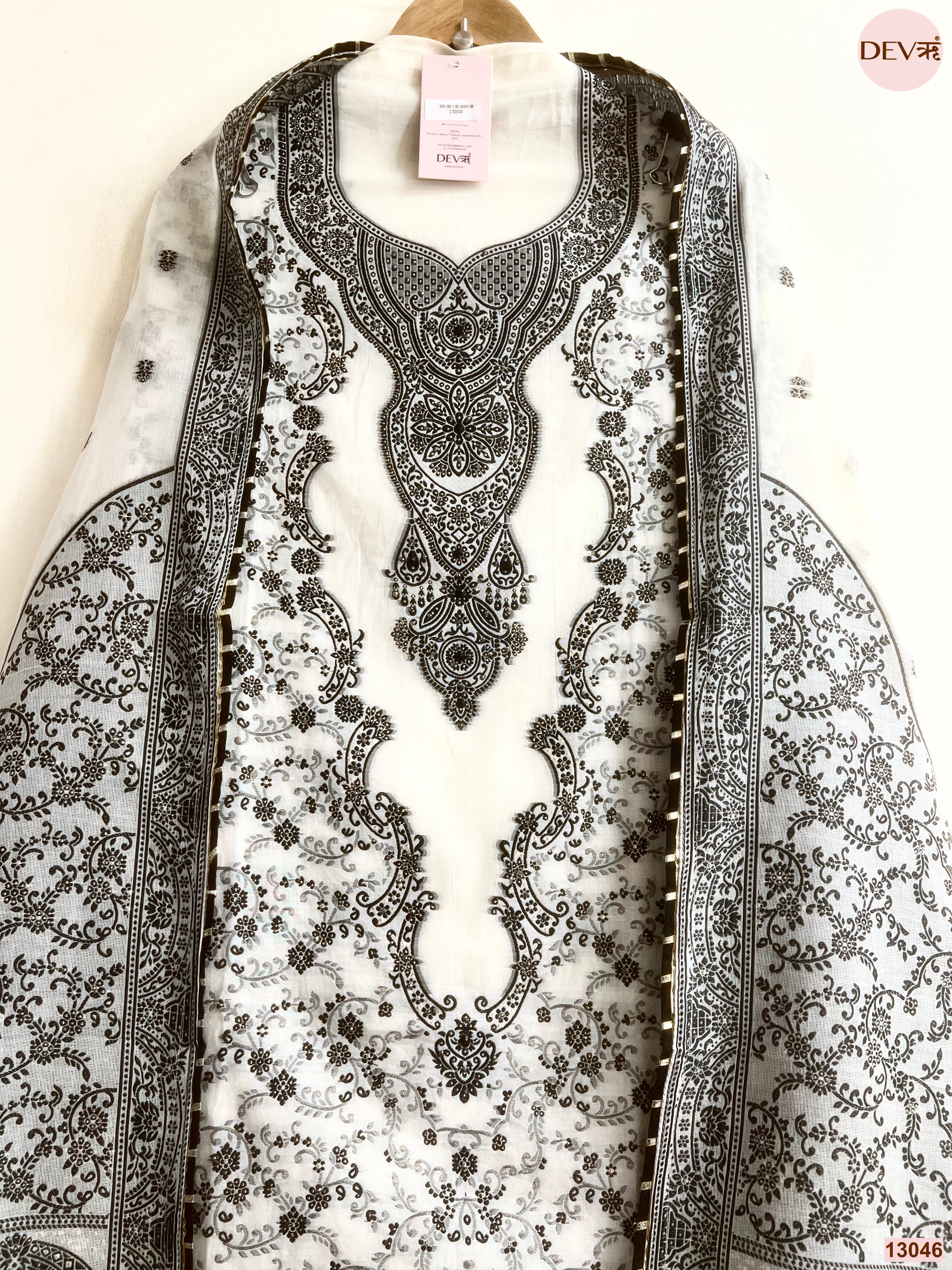 White Cotton Jamdani Printed Unstitched 3-Piece Suit (Devri – D.No 13046)