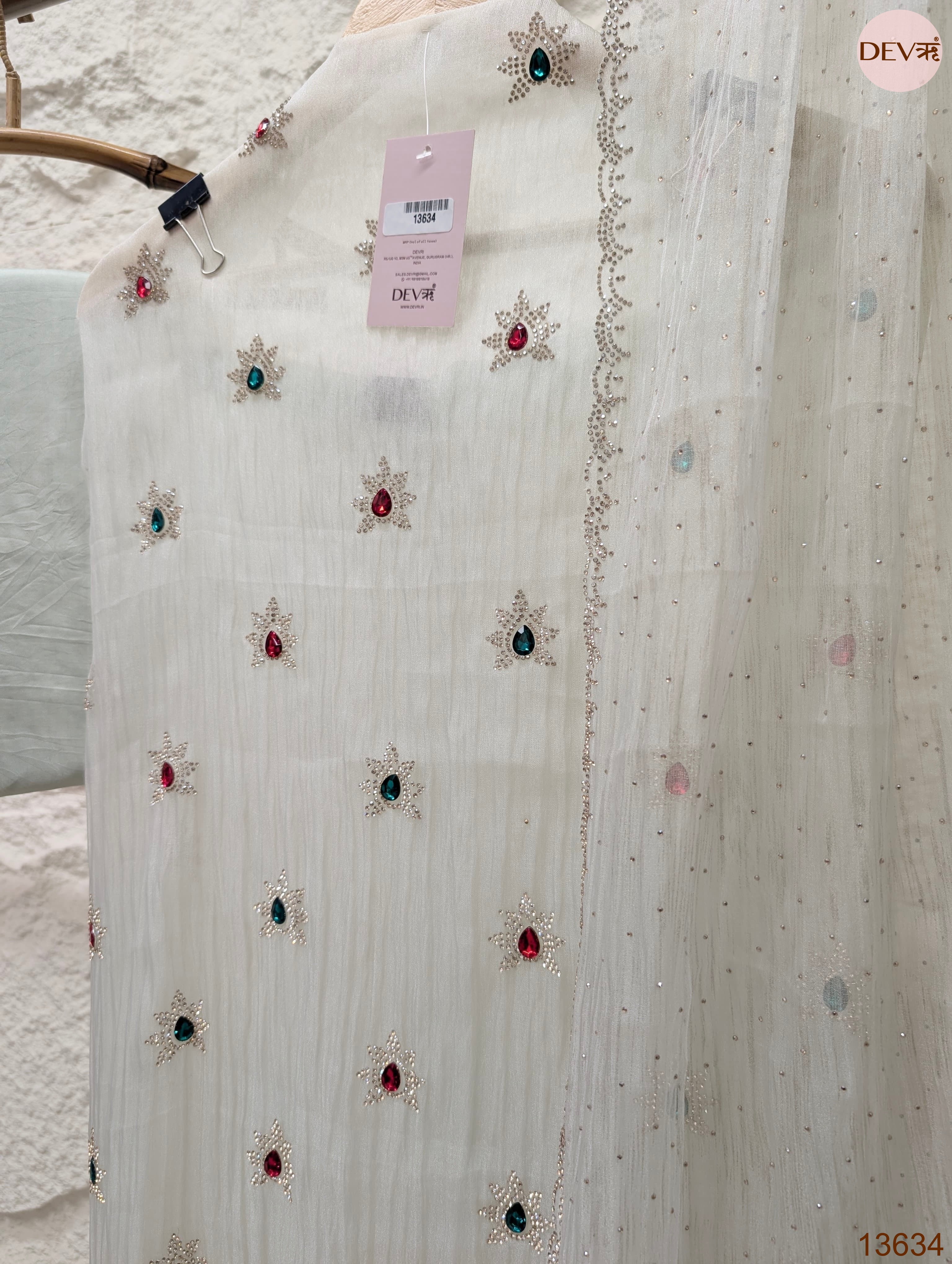 Off White Pure Organza Silk Embroidered Unstitched 3-Piece Suit (Devri – D.No 13634)