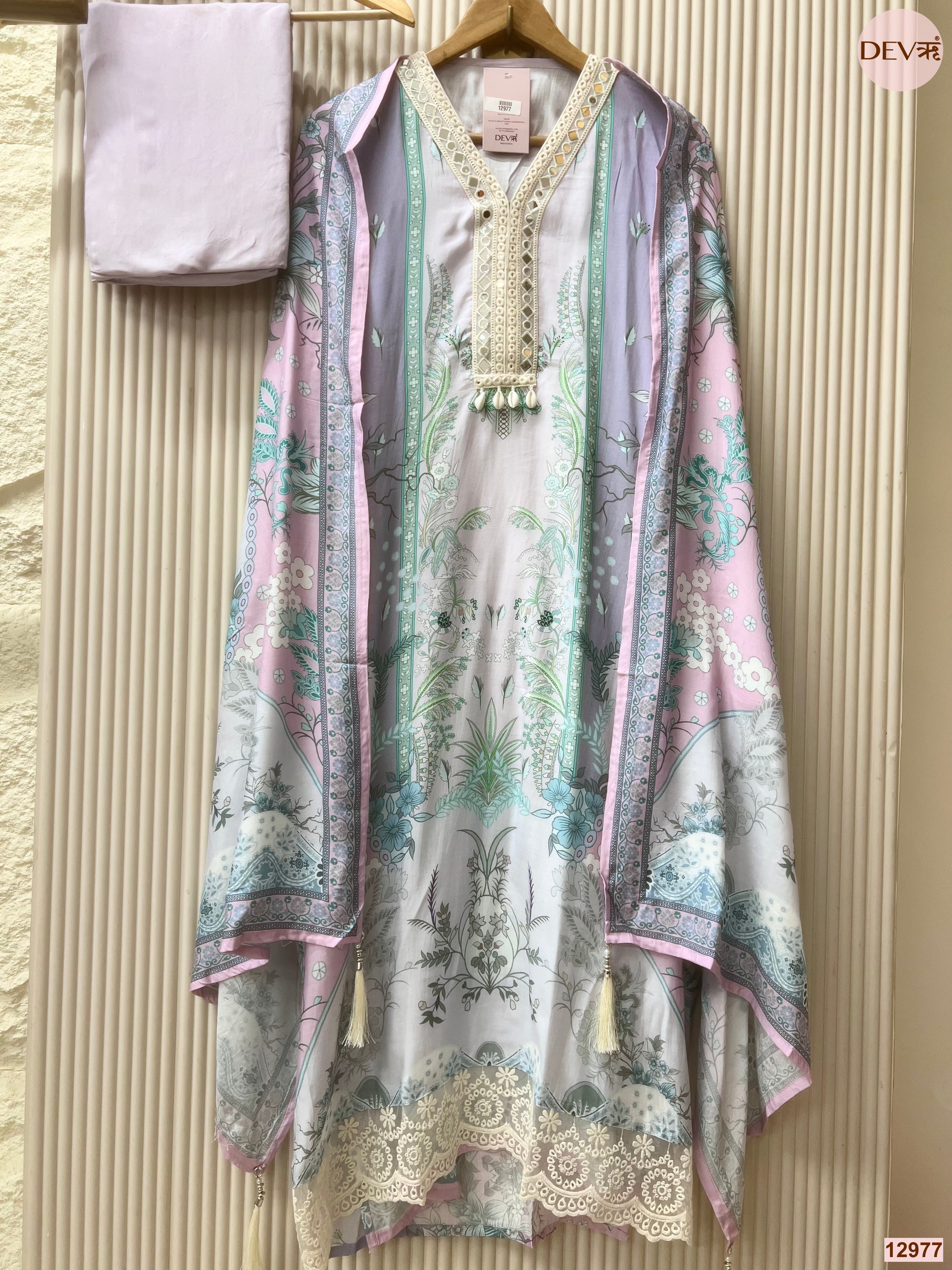Lavender Muslin Printed Unstitched 3-Piece Suit (Devri – D.No 12977)