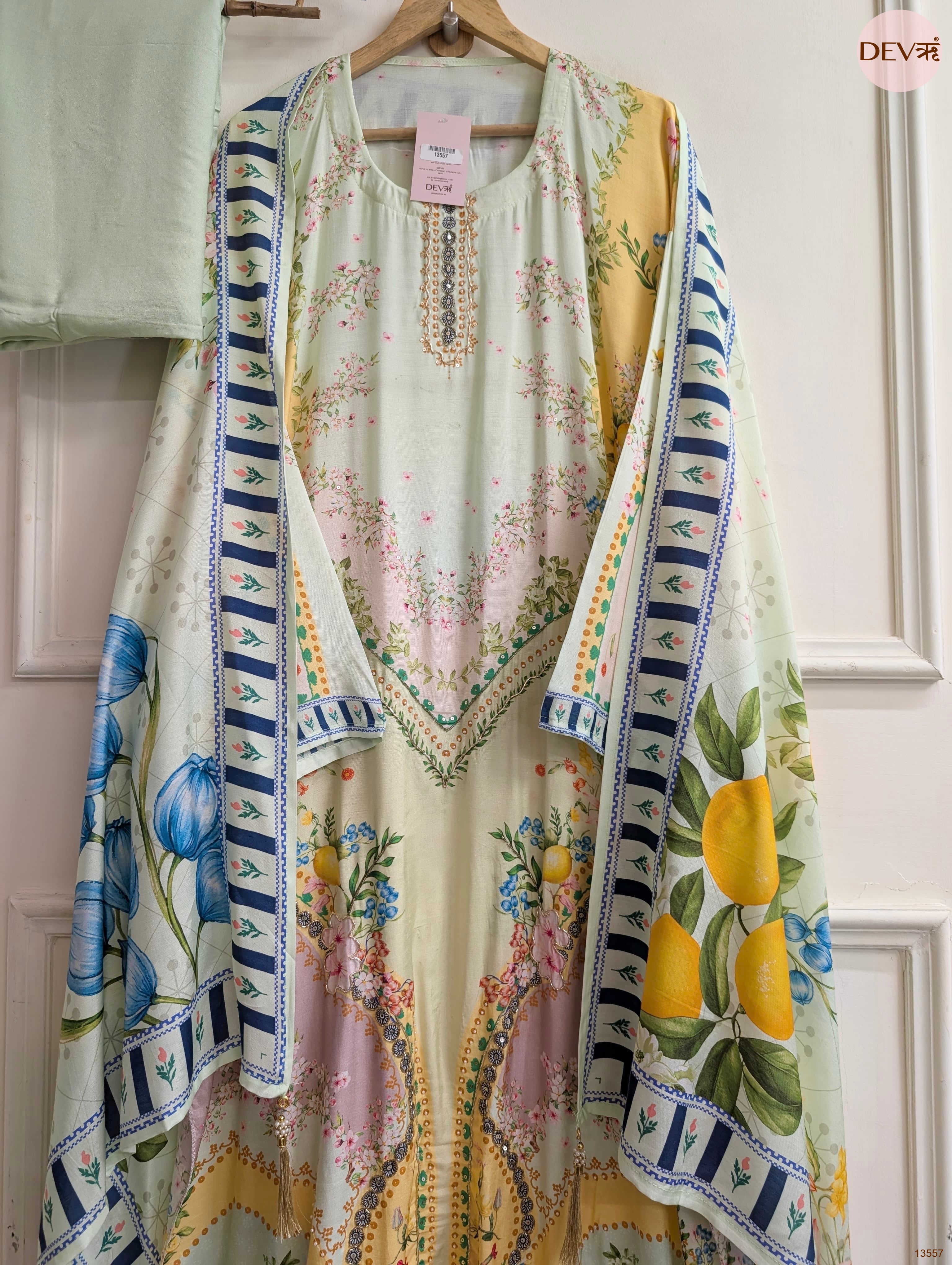 Mint Muslin Printed Unstitched 3-Piece Suit (Devri – D.No 13557)