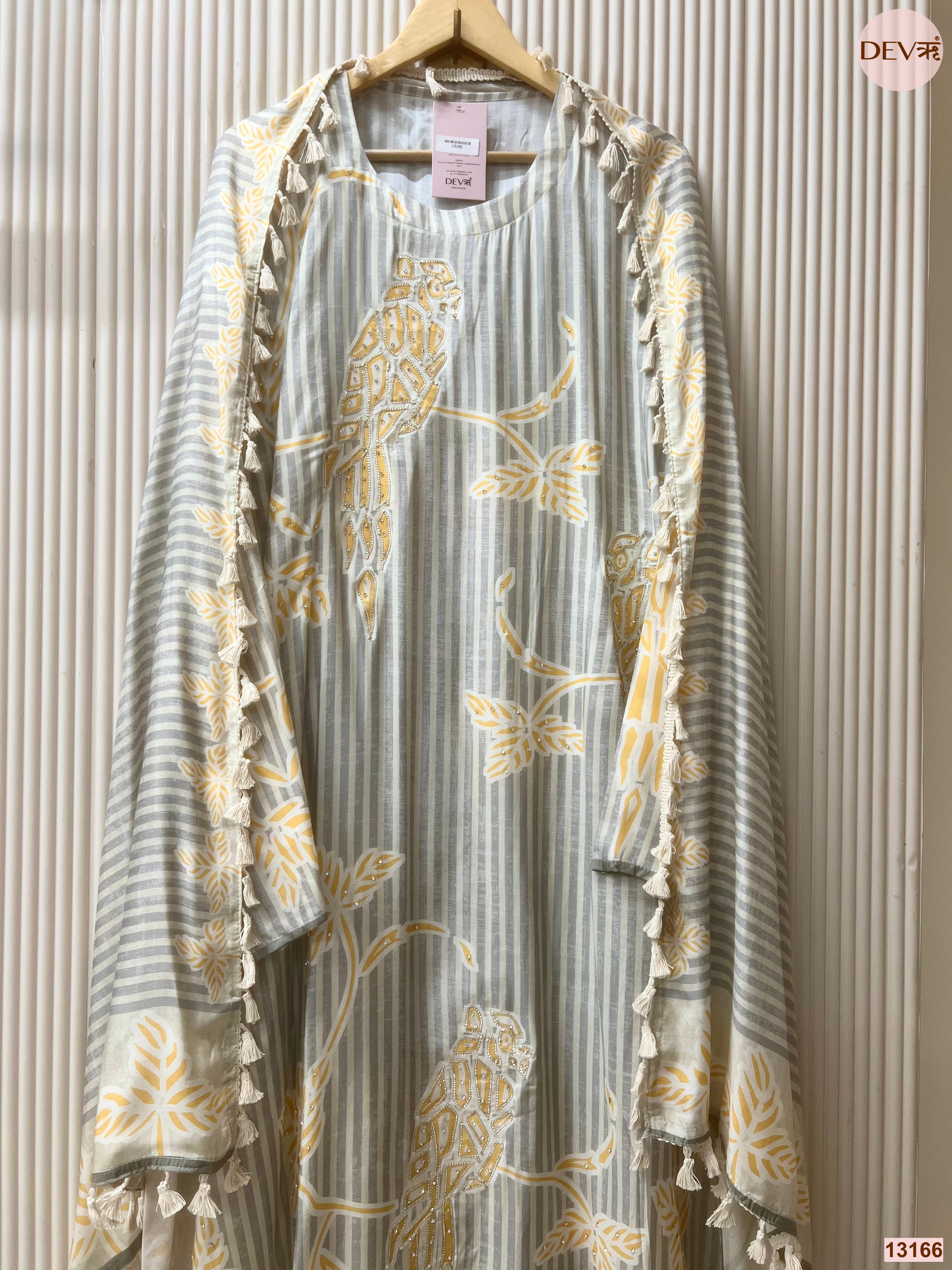 Grey Muslin Printed Unstitched 3-Piece Suit (Devri – D.No 13166)