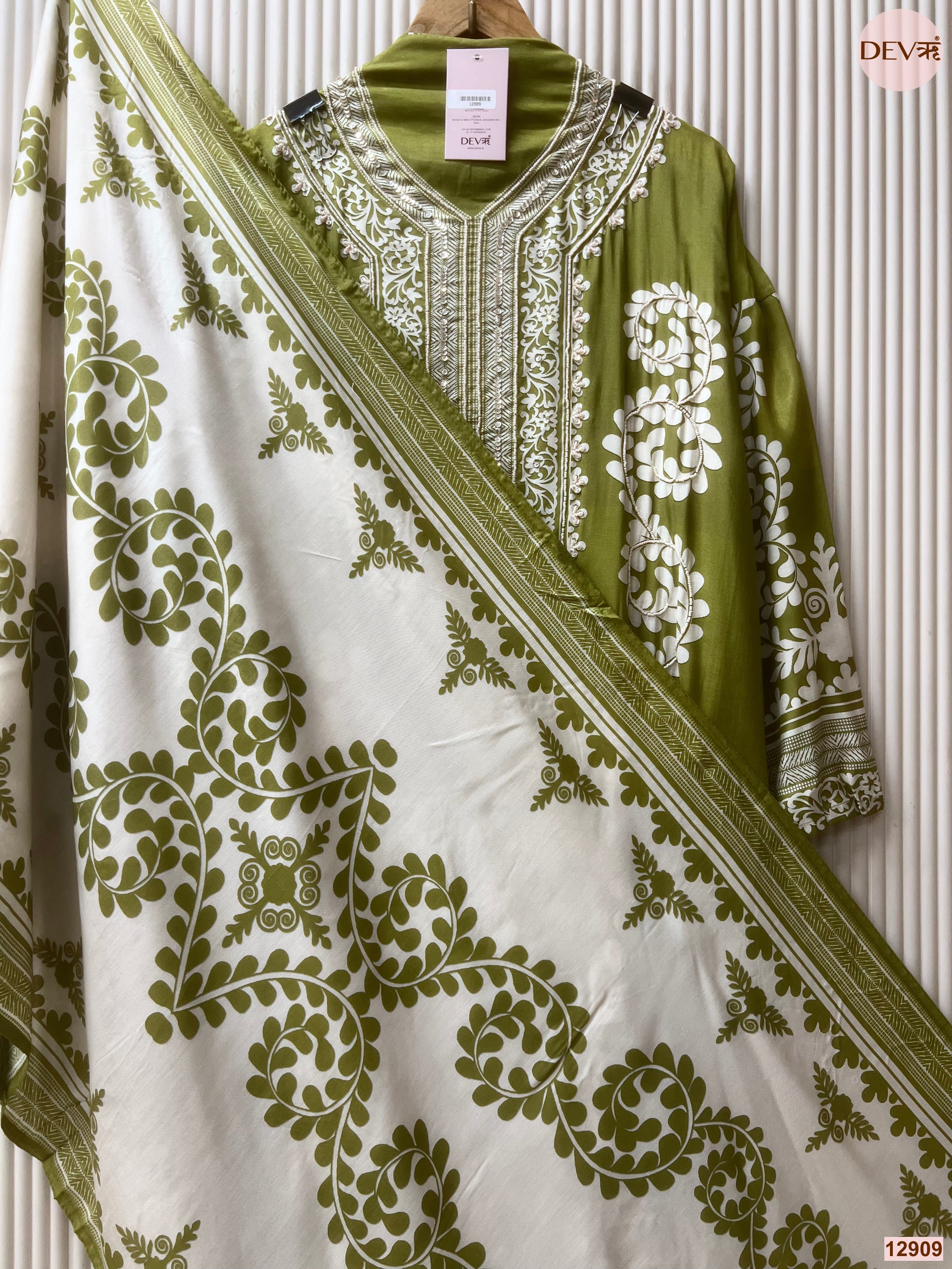 Olive Muslin Printed Unstitched 3-Piece Suit (Devri – D.No 12909)