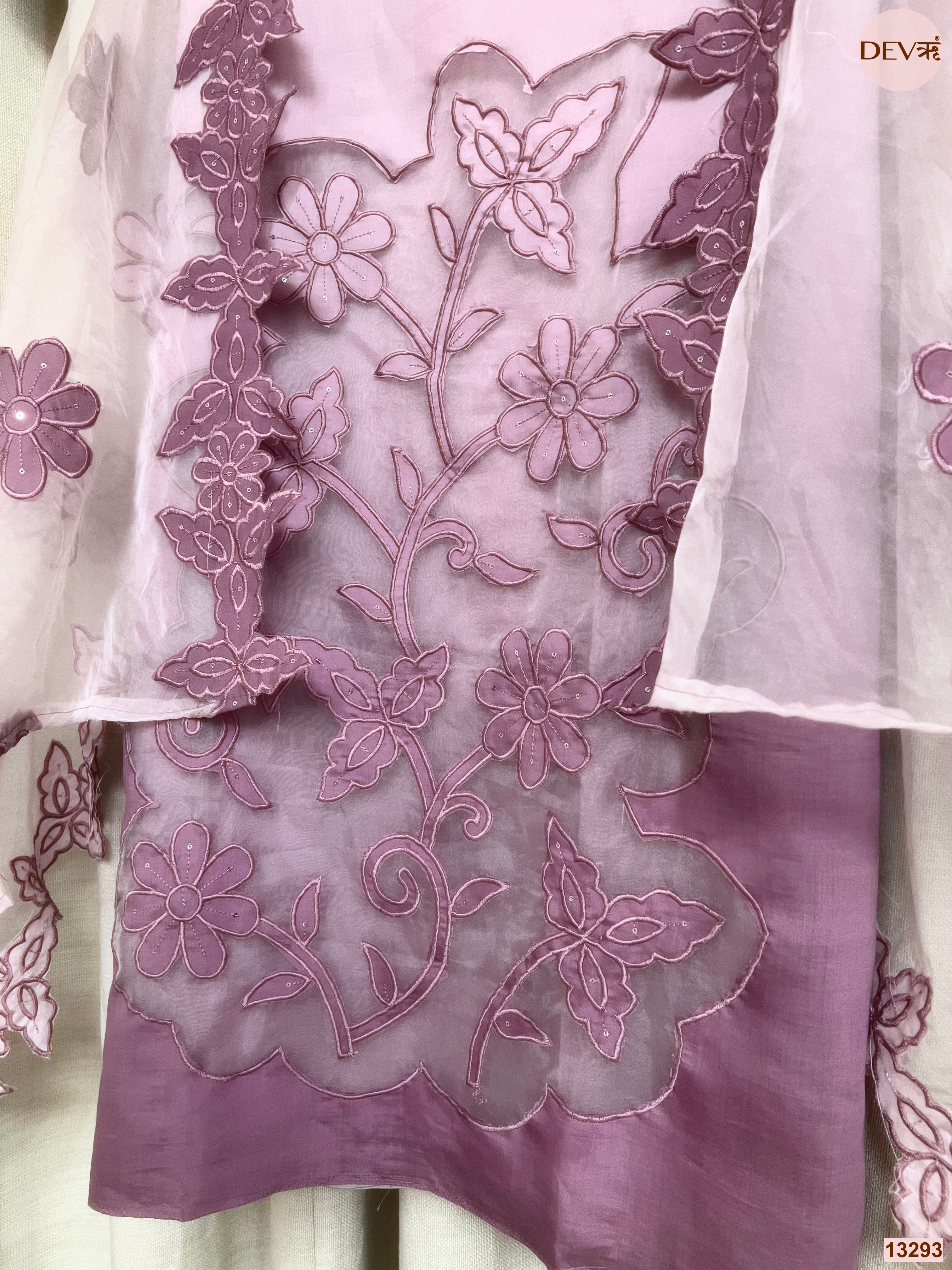 Pink Mul Chanderi Embroidered Unstitched 3-Piece Suit (Devri – D.No 13293)