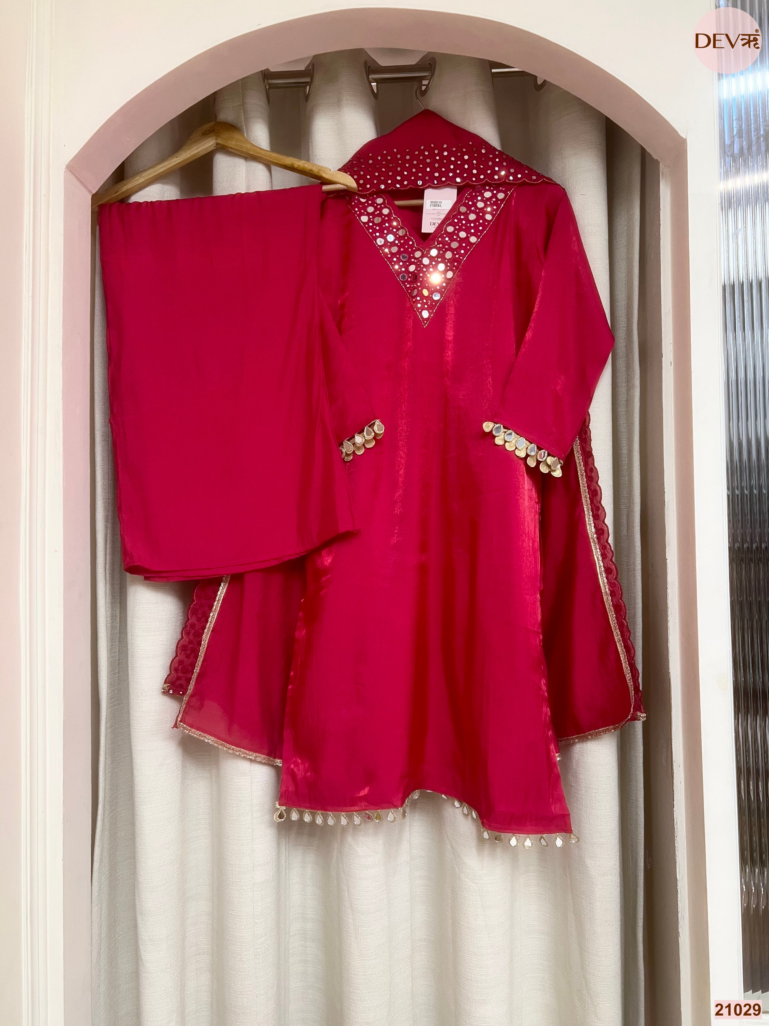 Gulnaar Crepe Embroidered Pink 3-Piece Set (Devri – D.No 21029)