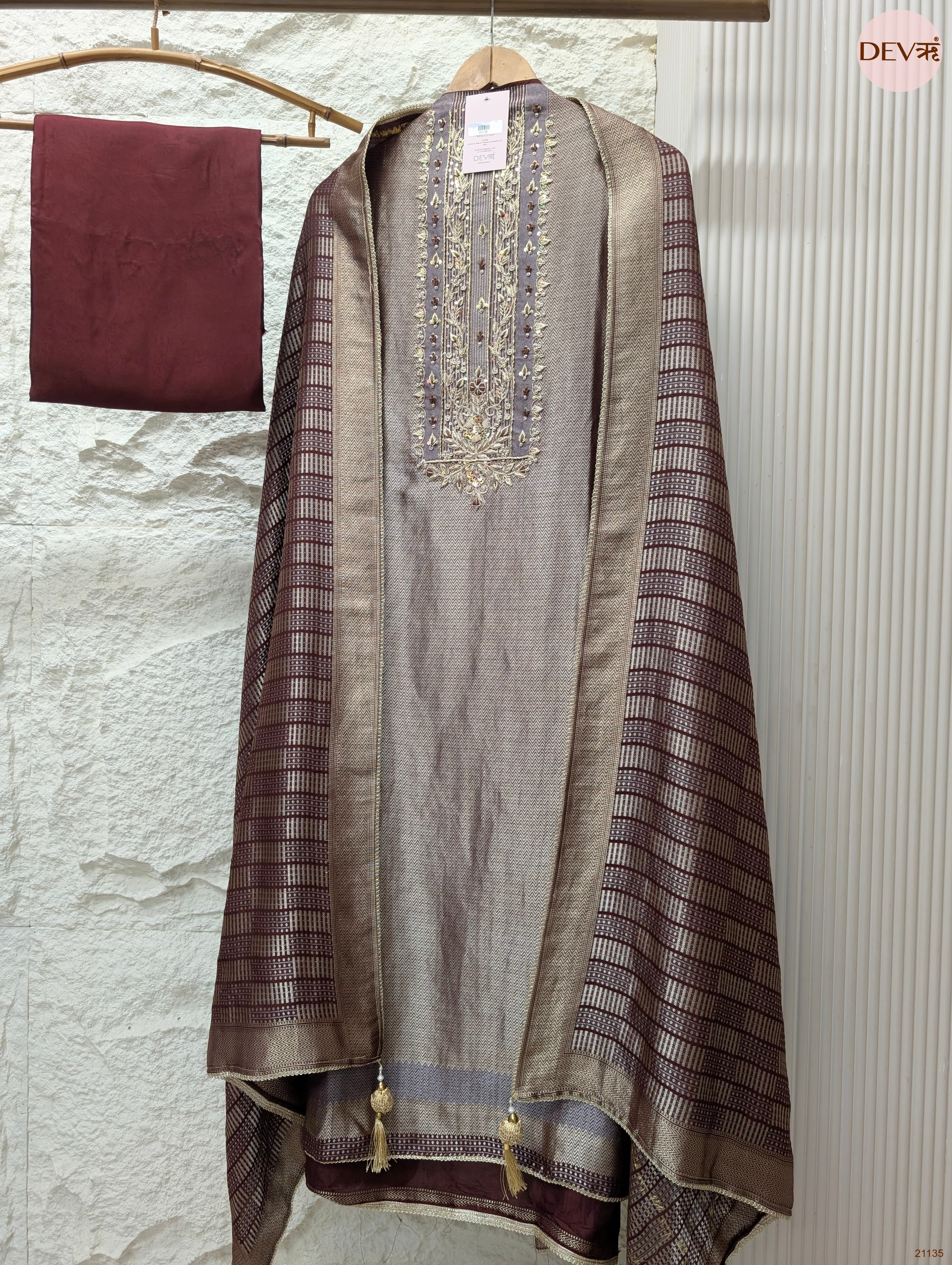 Brown Pure Giraffe Banarasi Silk Embroidered Unstitched 3-Piece Suit (Devri – D.No 21135)