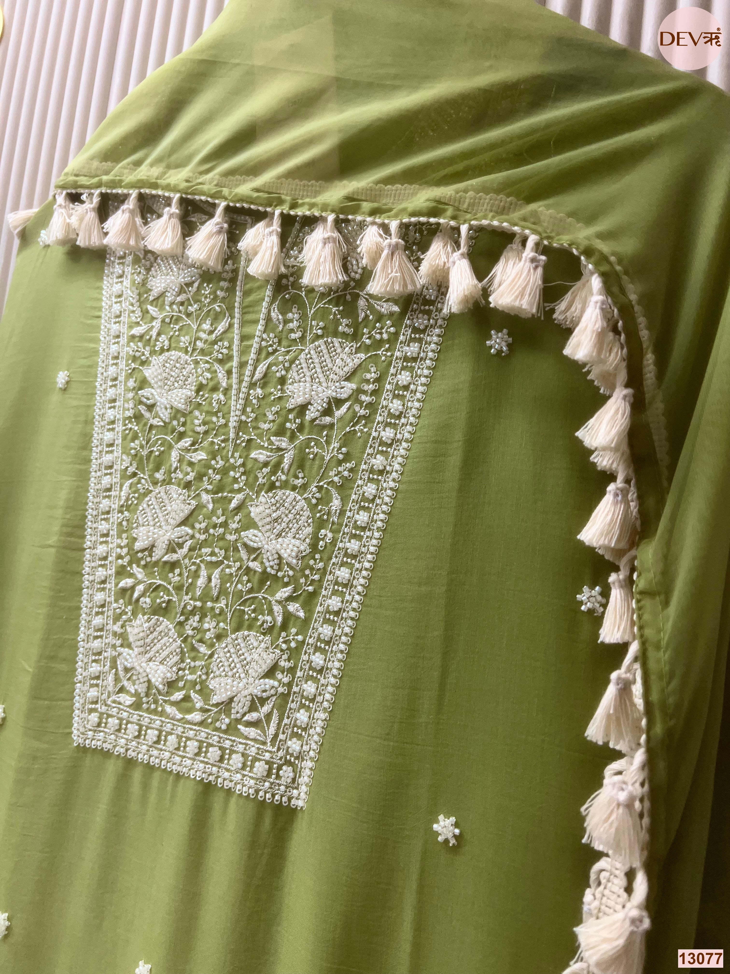 Green Mul Cotton Embroidered Unstitched 3-Piece Suit (Devri – D.No 13077)