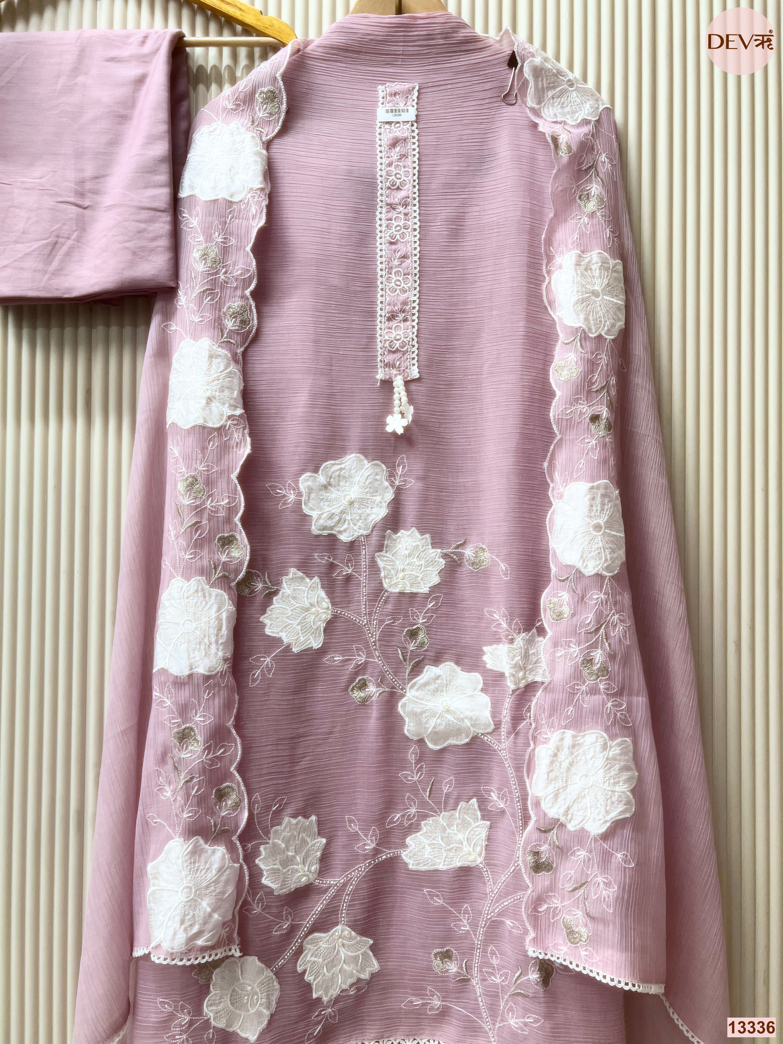 Pink Mul Chanderi Crush Embroidered Unstitched 3-Piece Suit (Devri – D.No 13336)