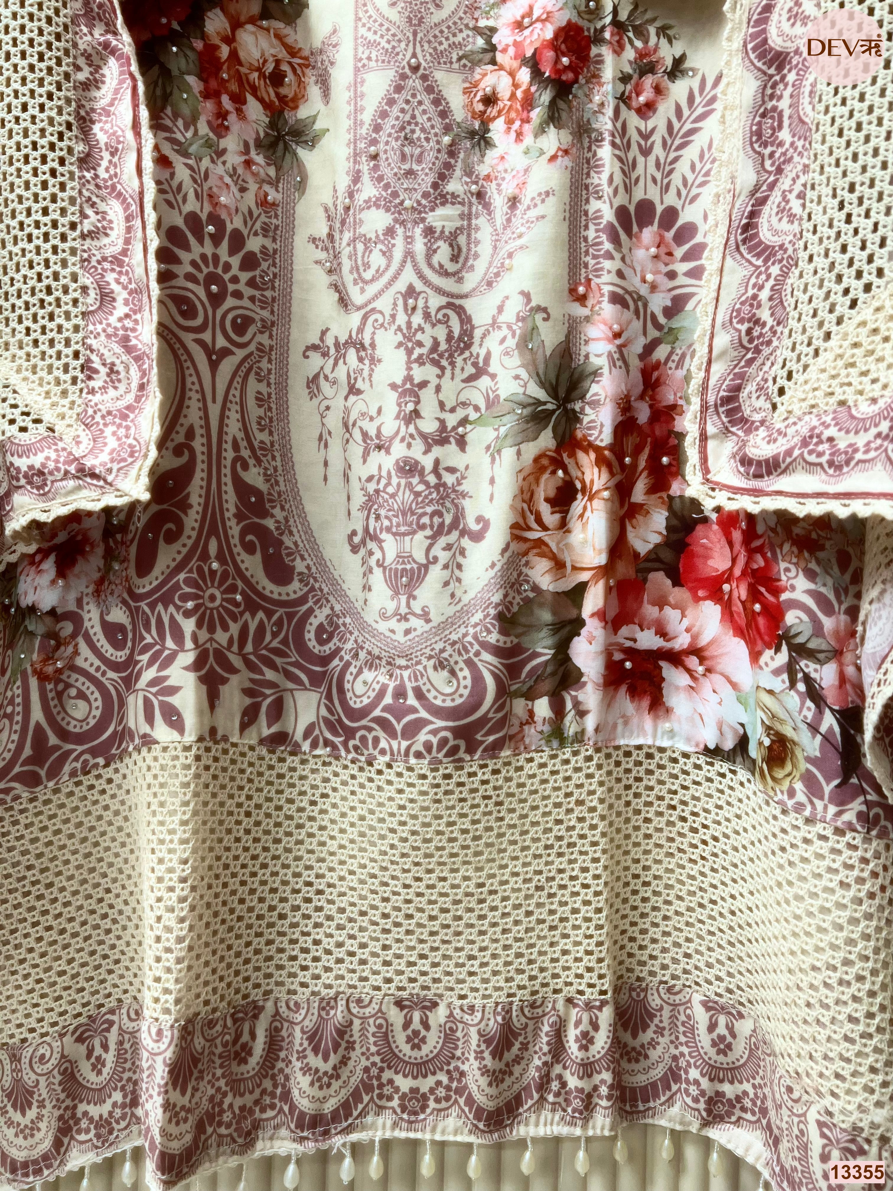 Cream Muslin Printed Unstitched 3-Piece Suit (Devri – D.No 13355)