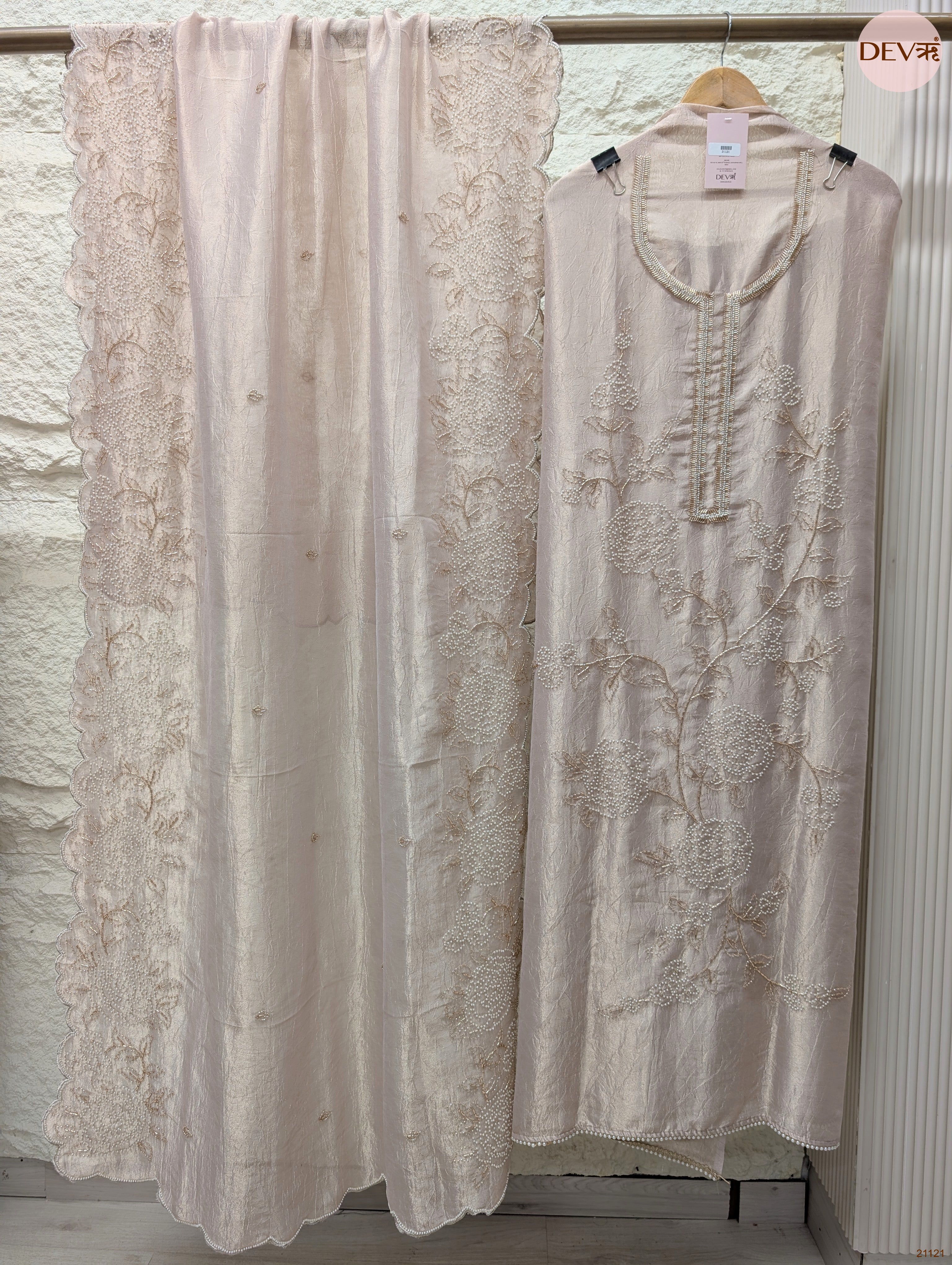 Blush Pure Tissue Crush Silk Embroidered Unstitched 3-Piece Suit (Devri – D.No 21121)