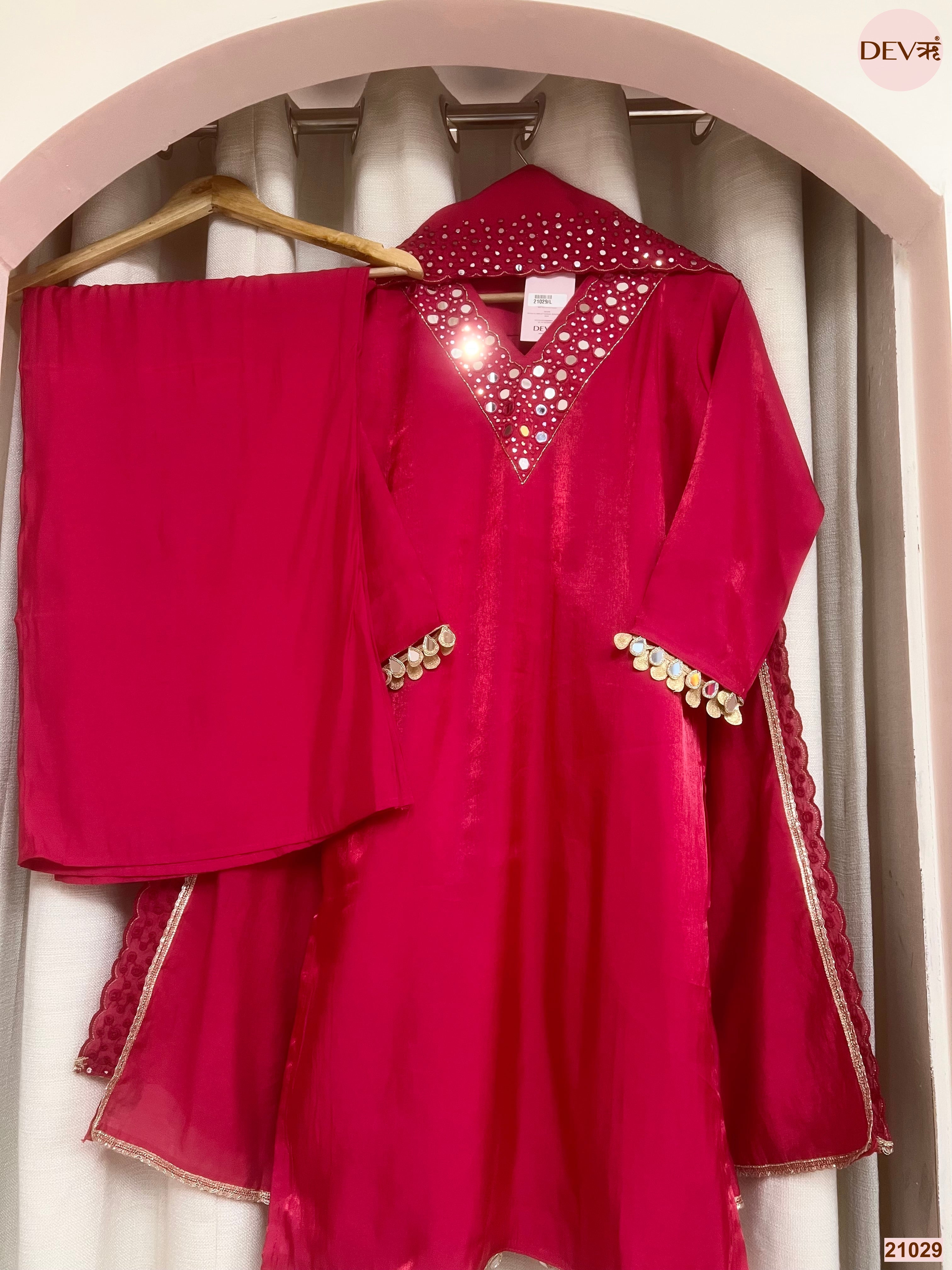 Gulnaar Crepe Embroidered Pink 3-Piece Set (Devri – D.No 21029)