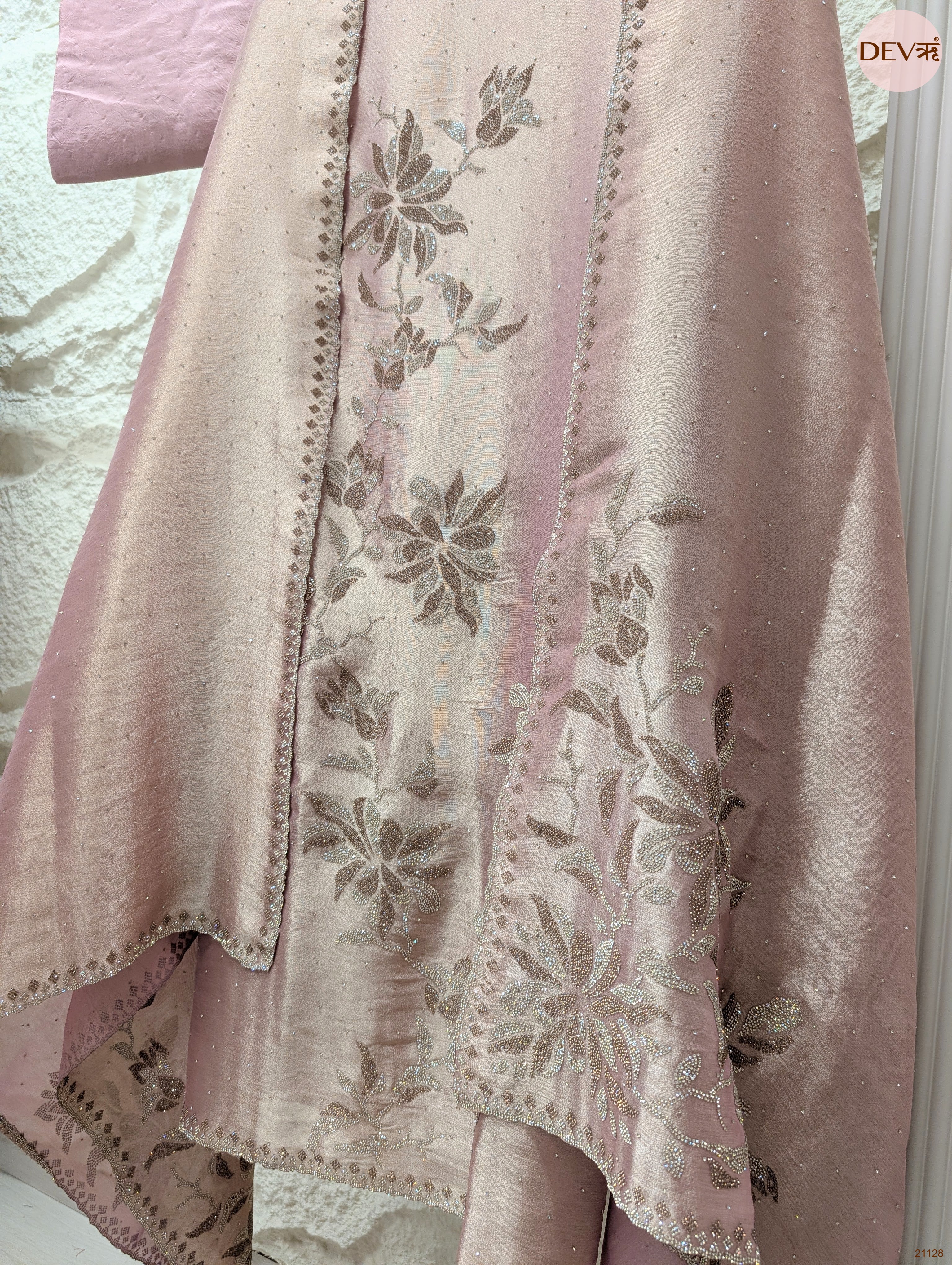 Pink Pure Giraffe Silk Embroidered Unstitched 3-Piece Suit (Devri – D.No 21128)